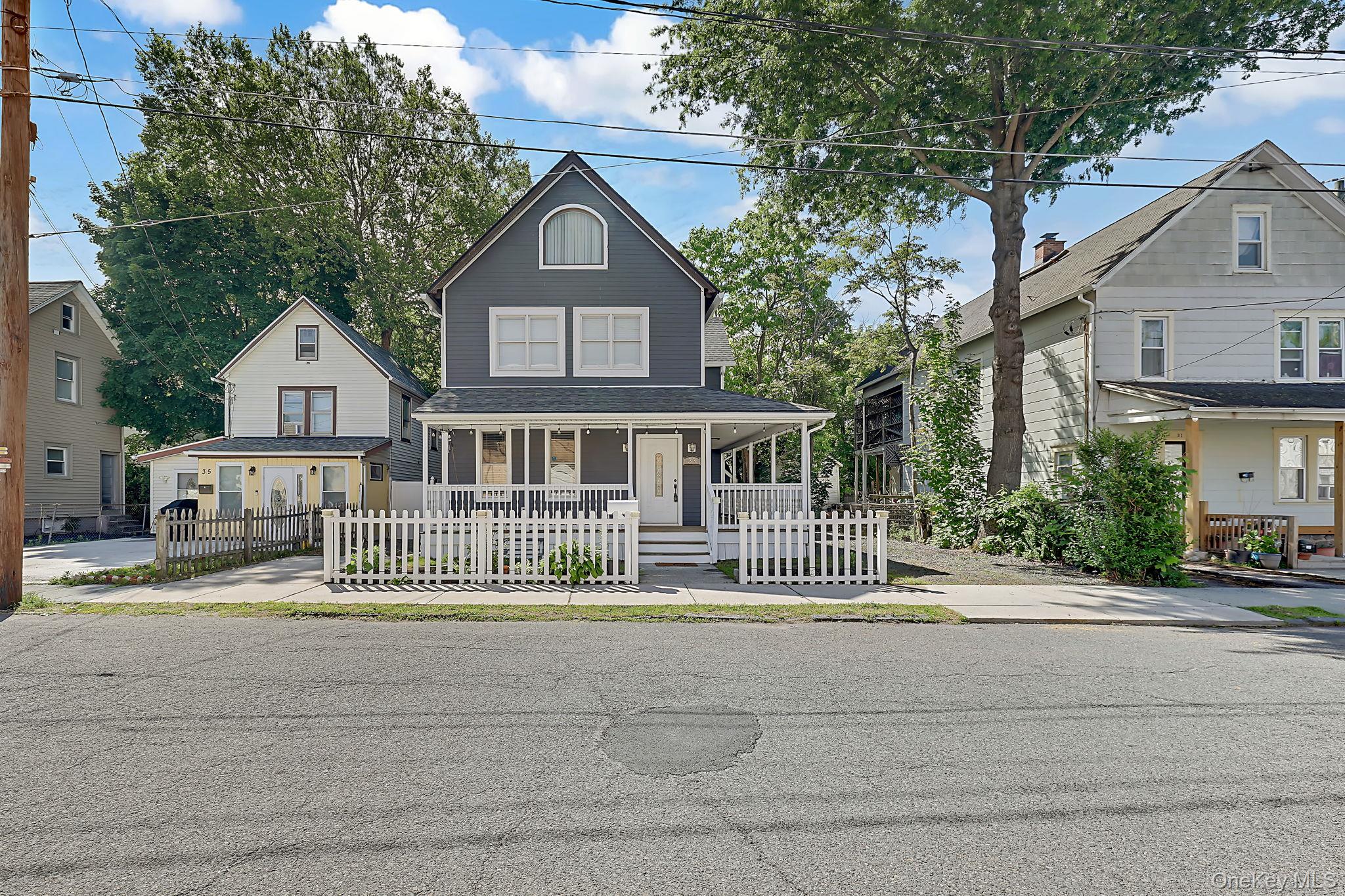 33 Seward Avenue — photo