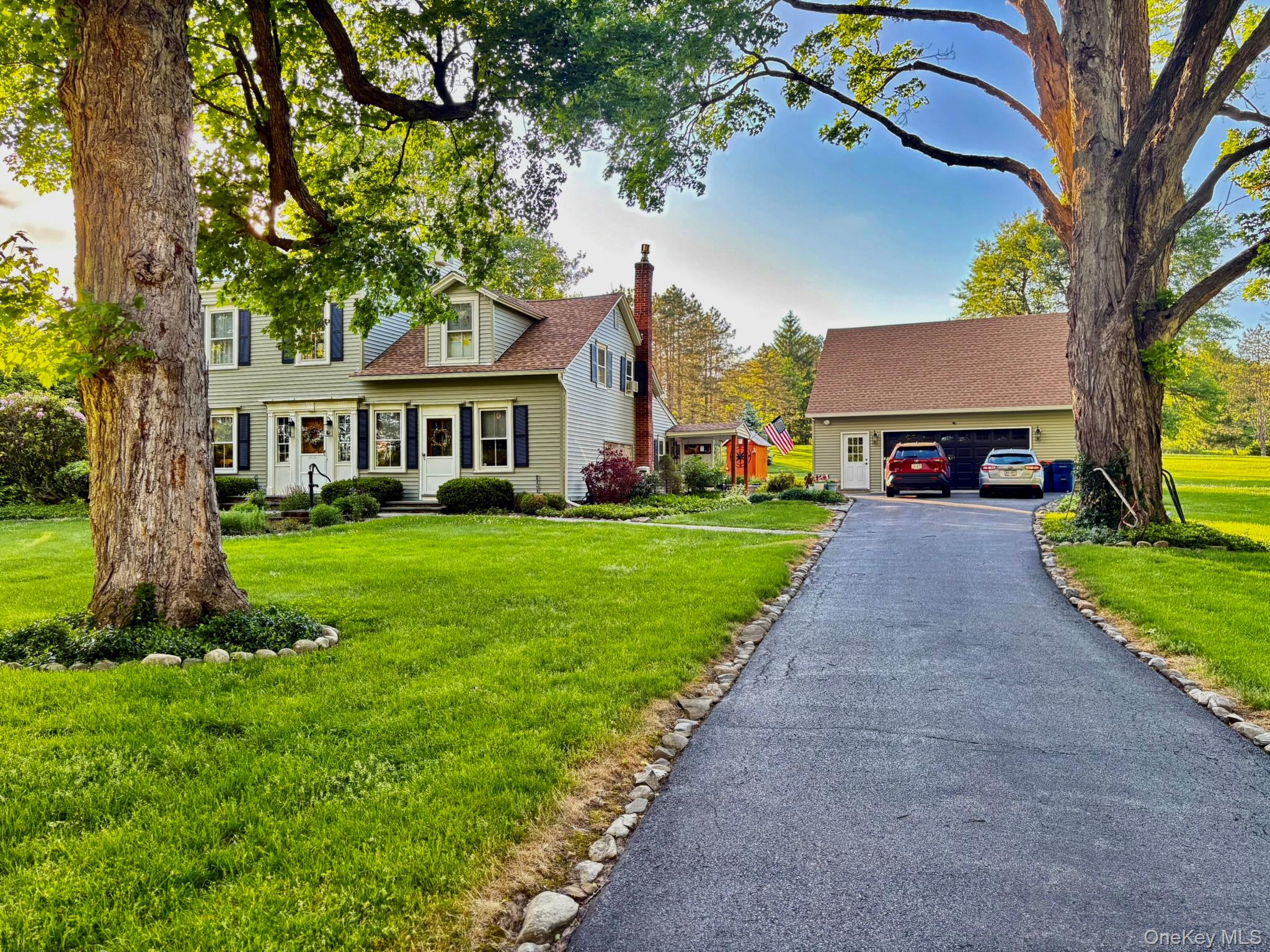 2303 Salt Point Turnpike — photo