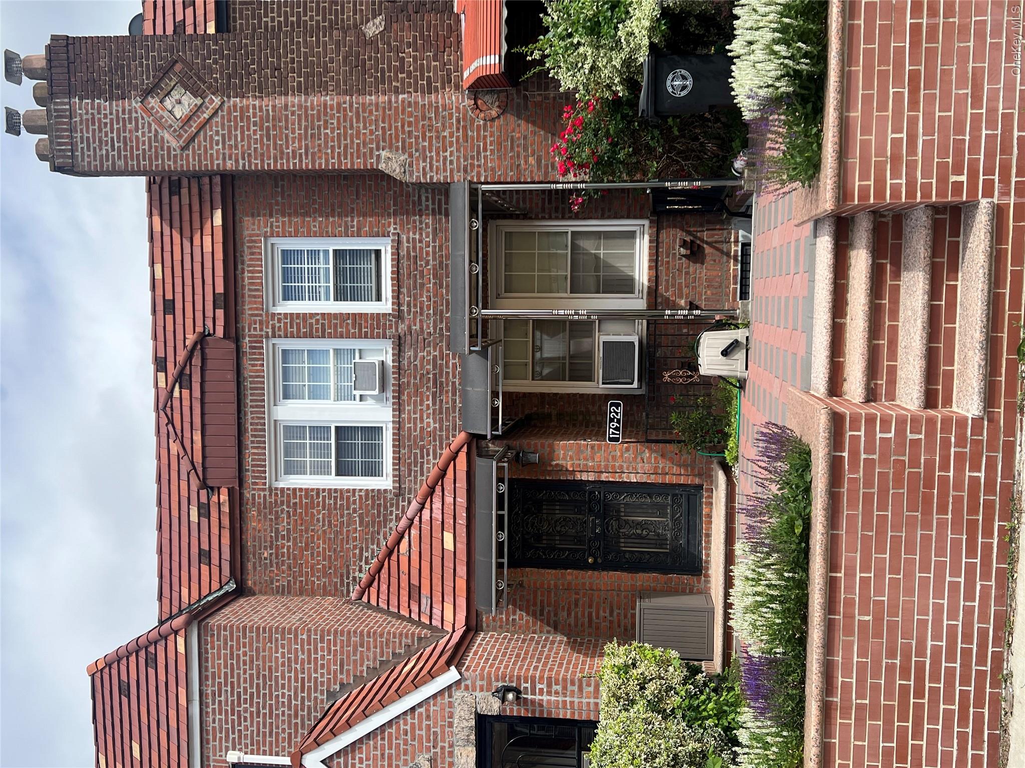 179-22 Anderson Road — photo