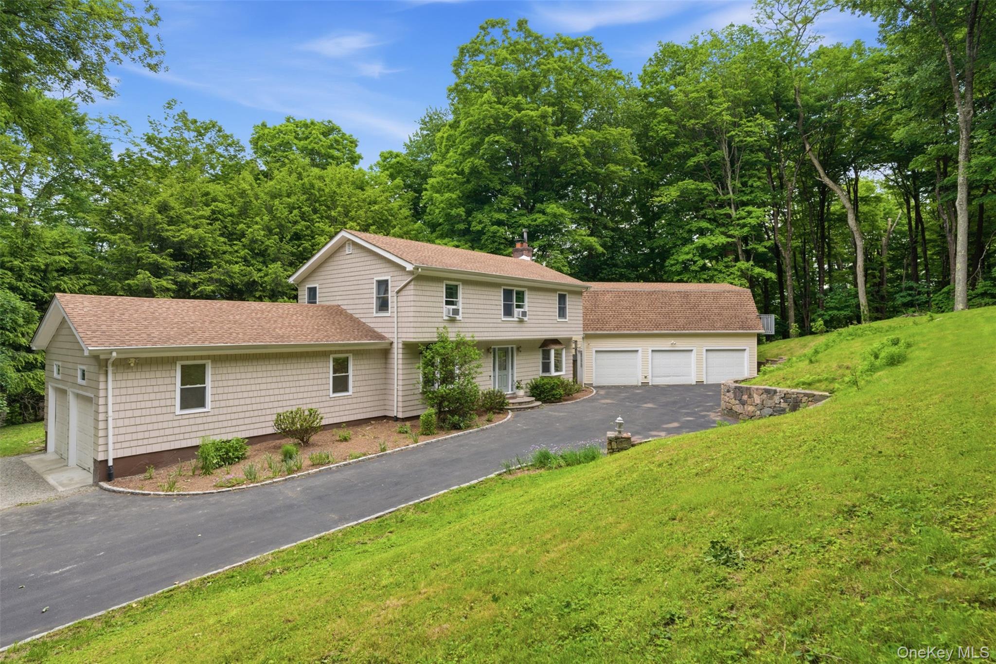 186 High Ridge Road, Pound Ridge, NY 10576 — photo 2