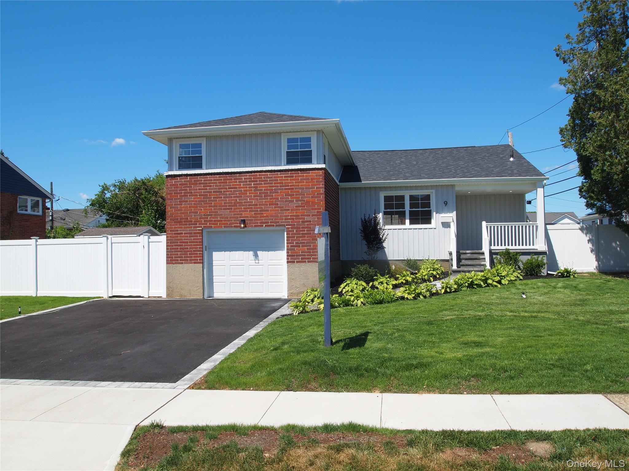 9 N Walnut Place — photo