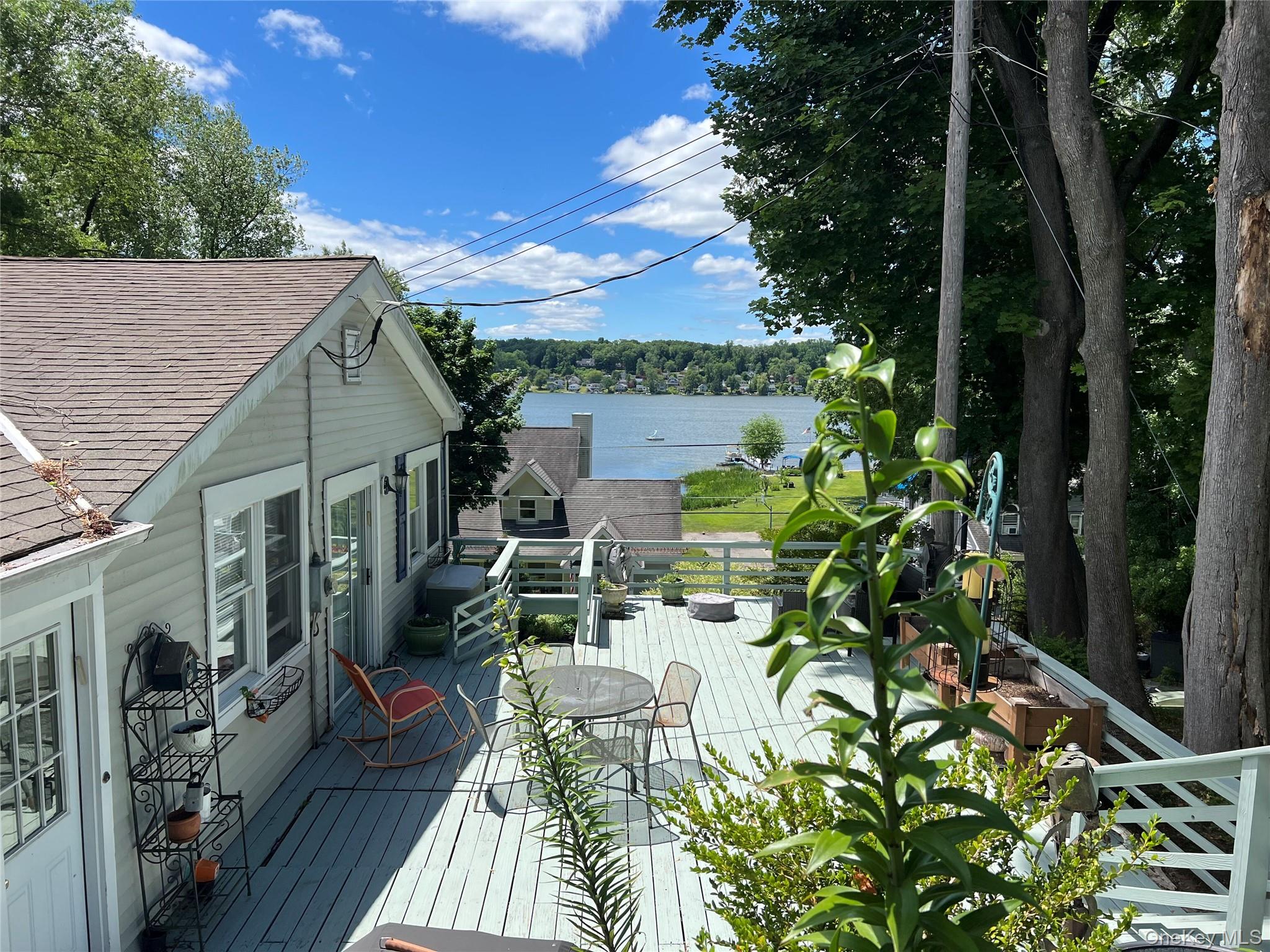 56 Vails Lakeshore Drive — photo