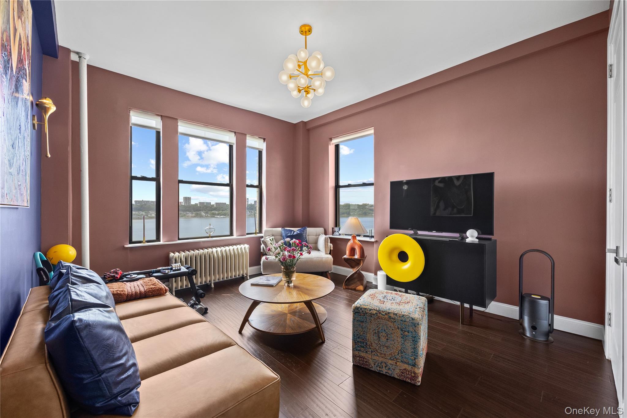 725 Riverside Drive 9C — photo