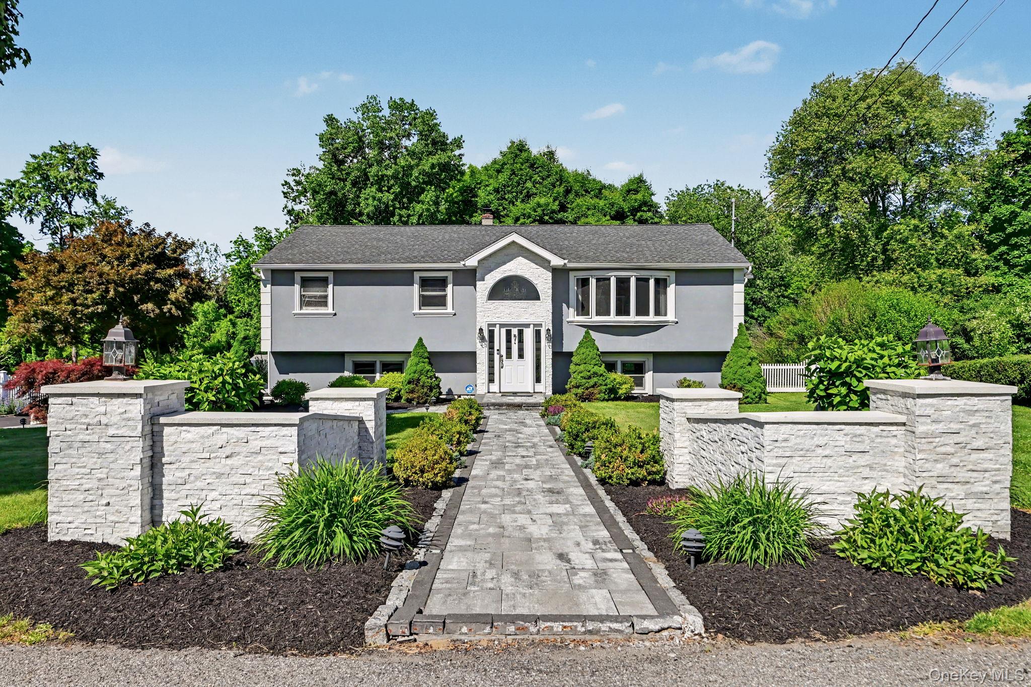 61 Friendly Road — photo