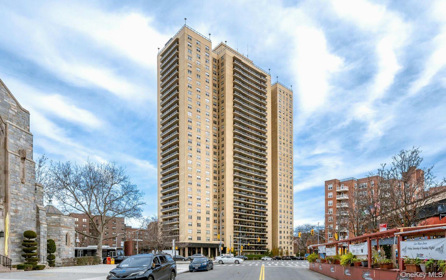 11011 Queens Boulevard Unit 3M — photo