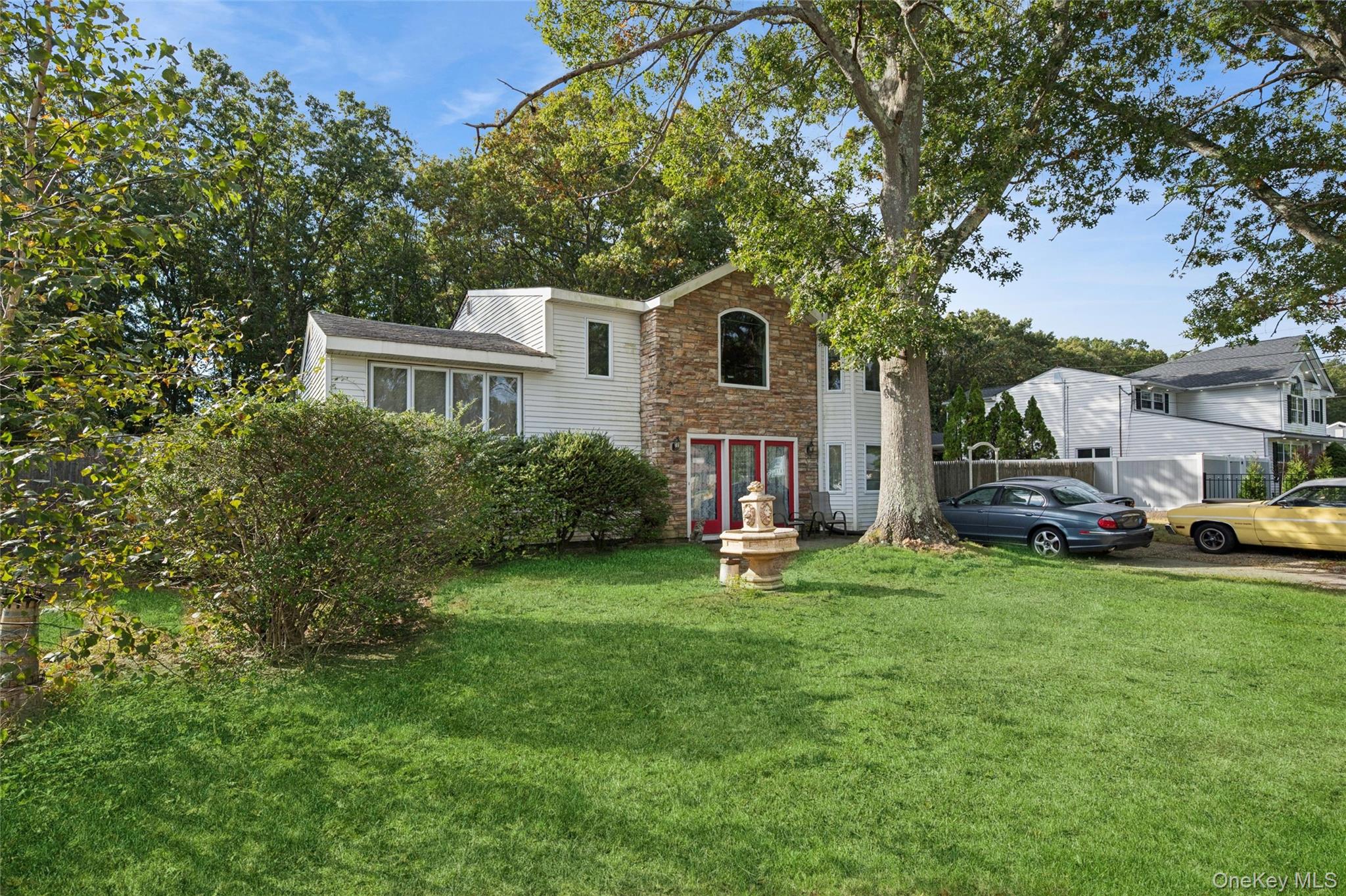 10 Elk Lane — photo