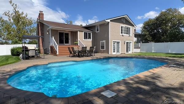 47 Orange Drive — photo