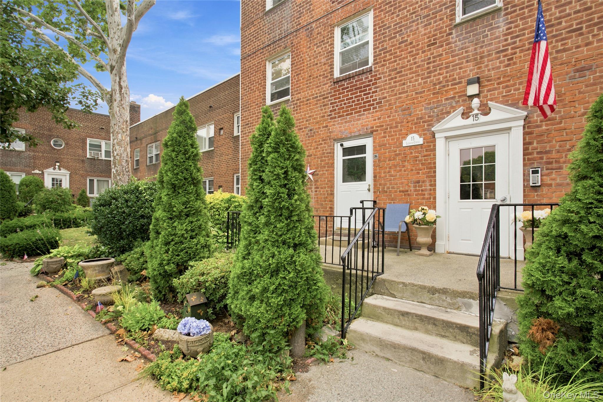 15 Leewood 2L — photo