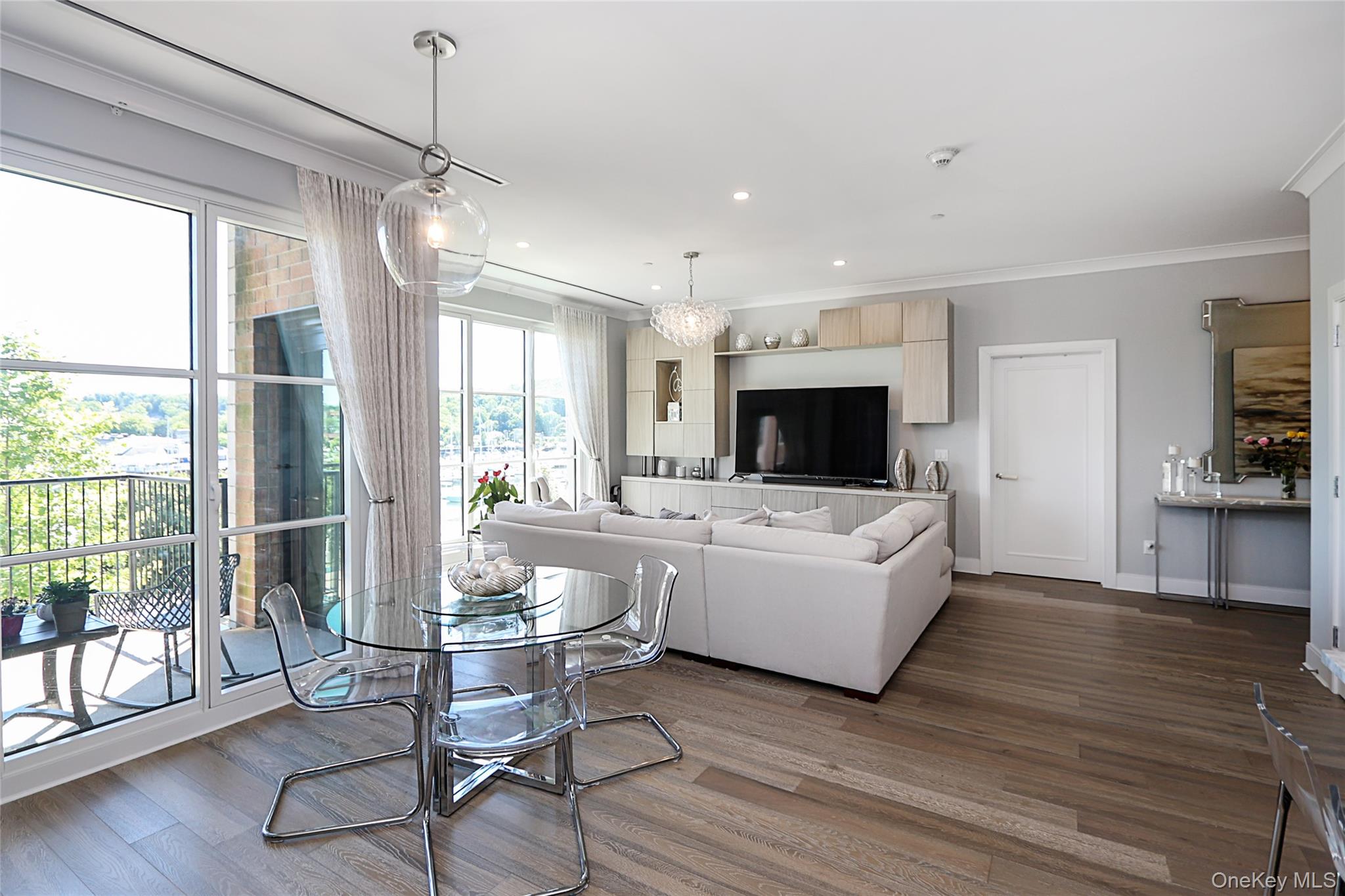 100 Garvies Point Road 1131 — photo