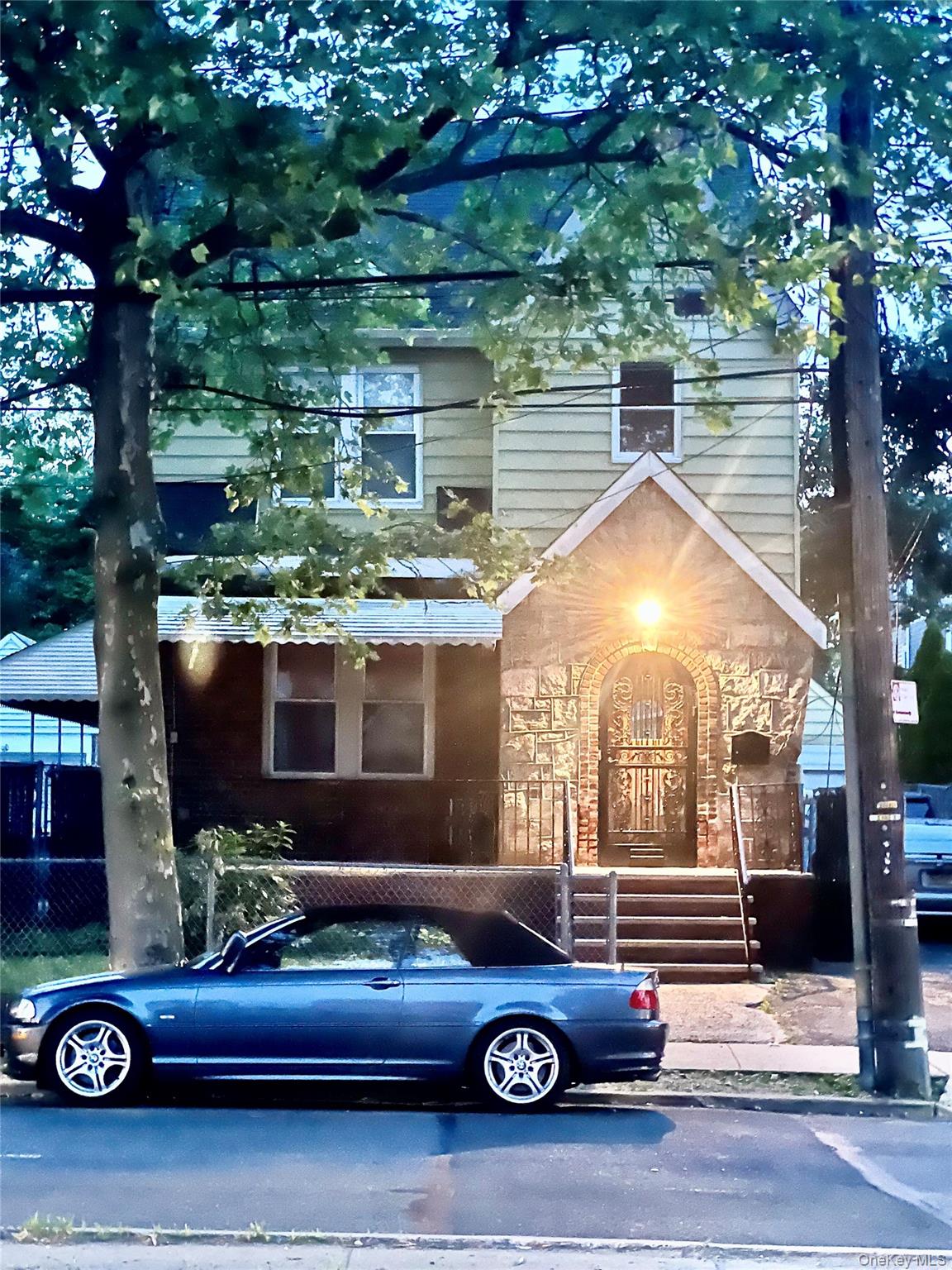 10022 Francis Lewis Boulevard — photo