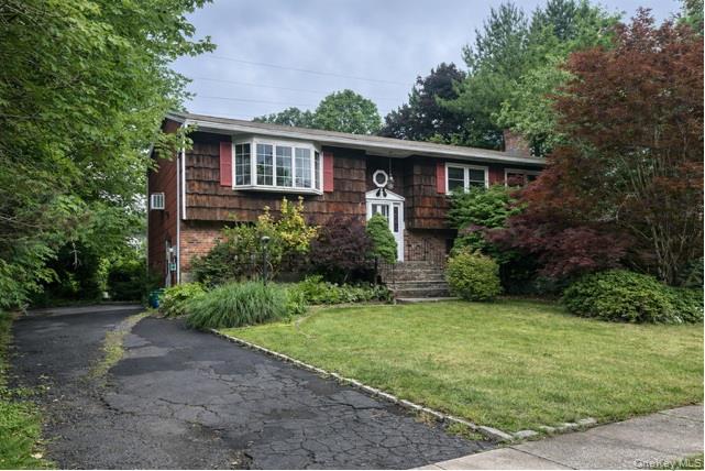 106 Rockland Lane — photo