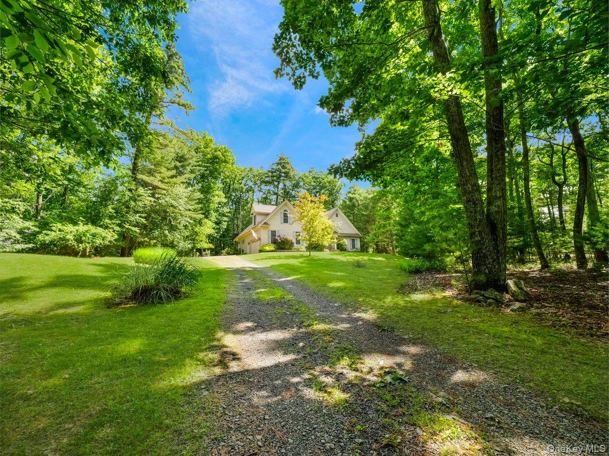 101 Azalea Court — photo