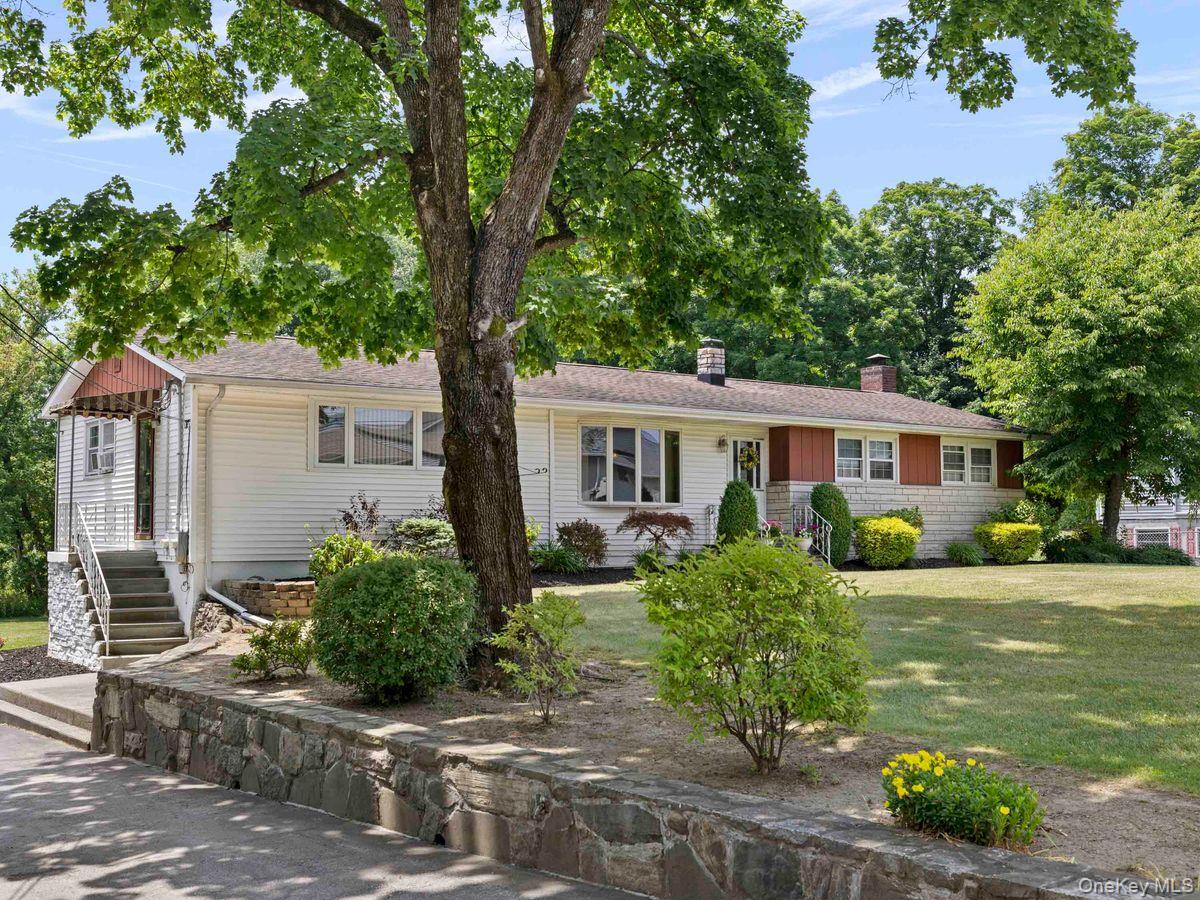 105 S Chapel Hill Road — photo