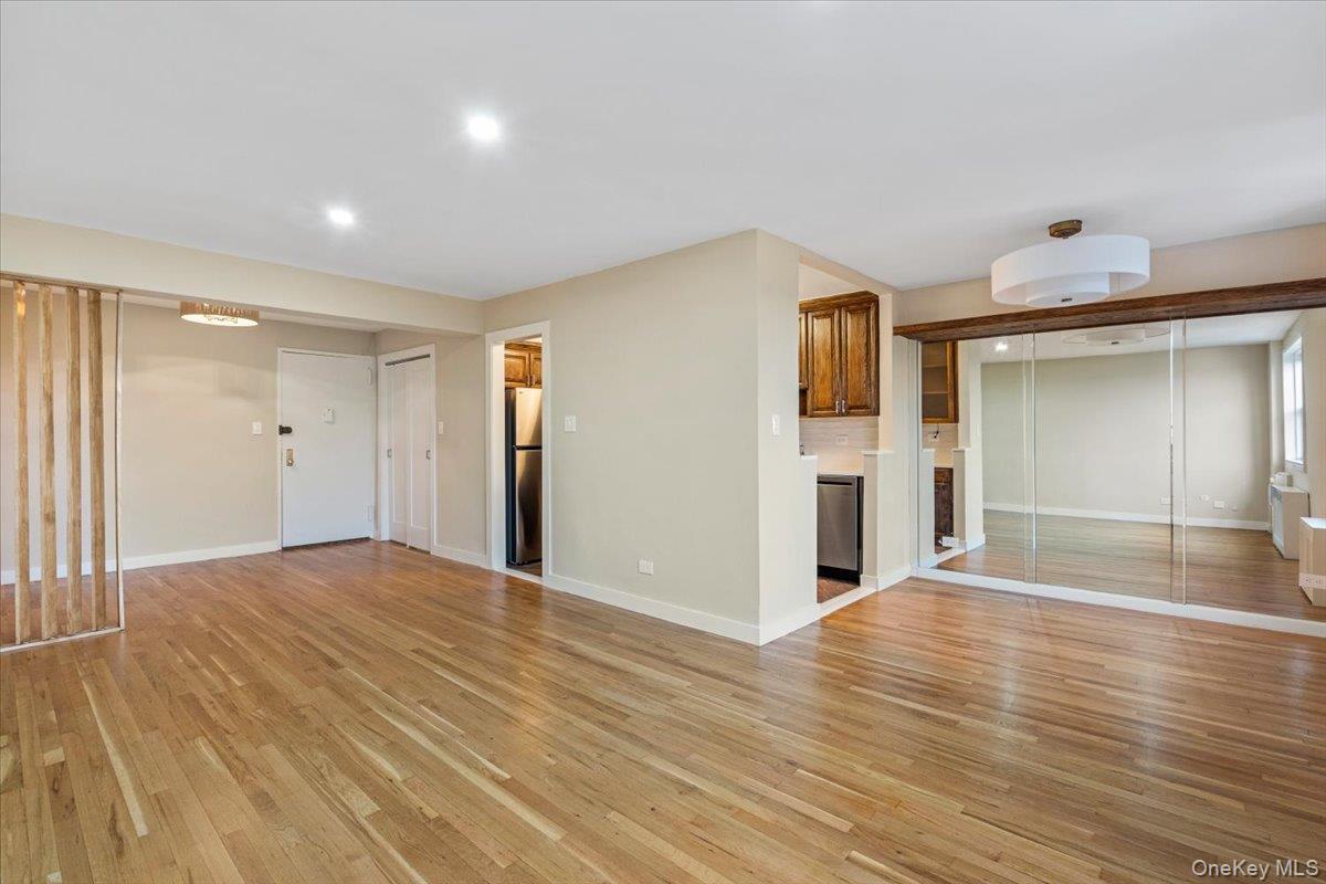 84-29 155 Avenue 5J — photo