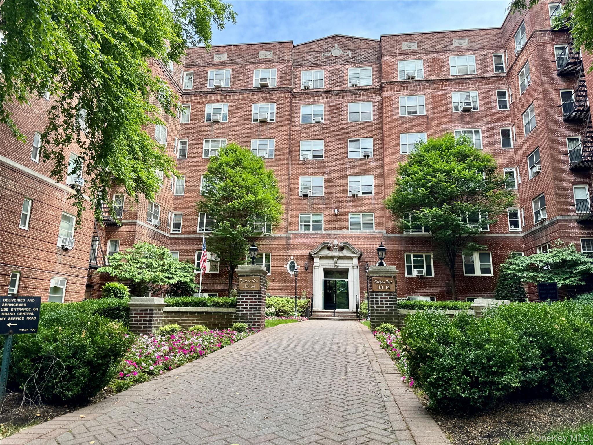 113-14 72nd Road Unit 1M — photo