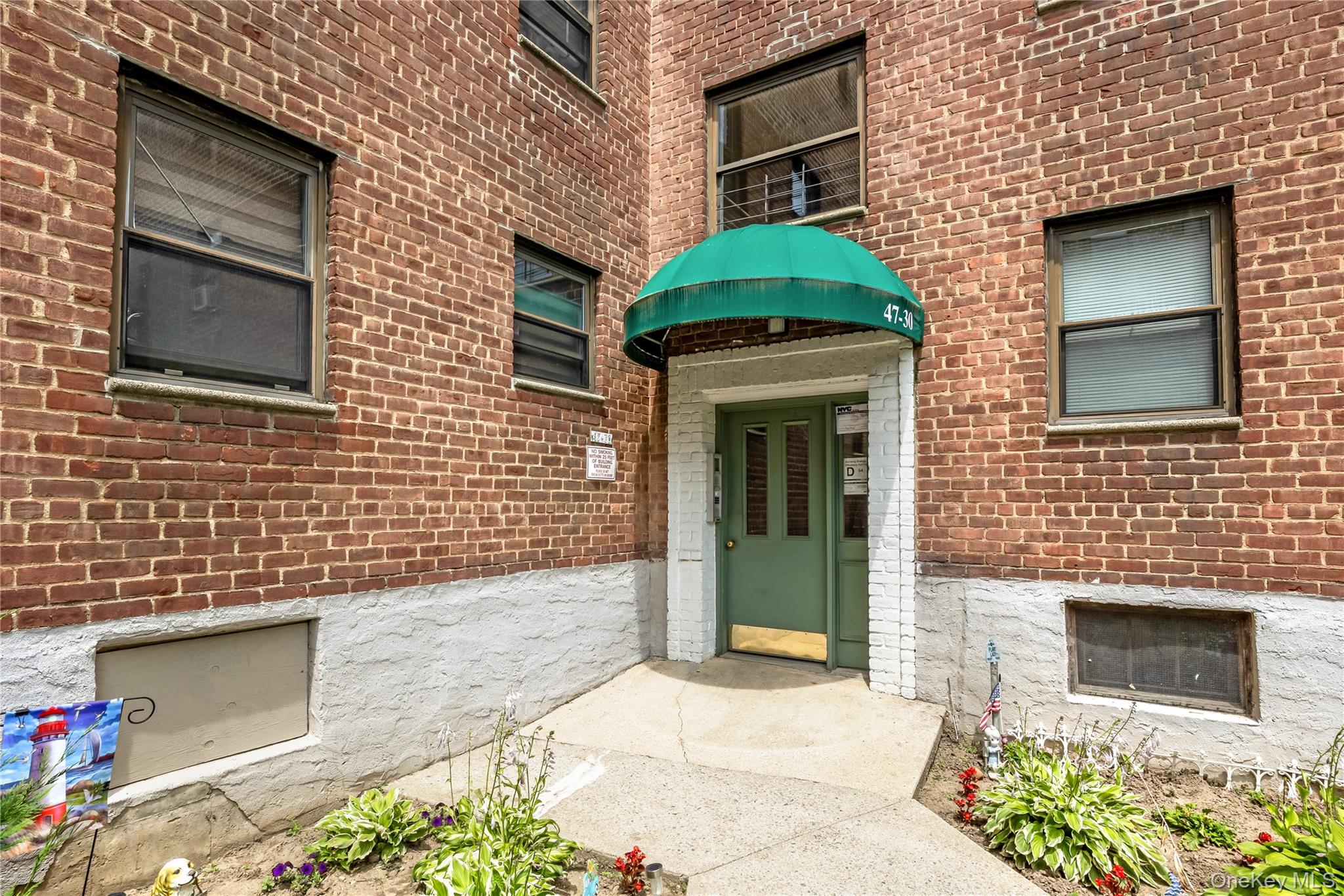 47-30 217th Street 2C — photo