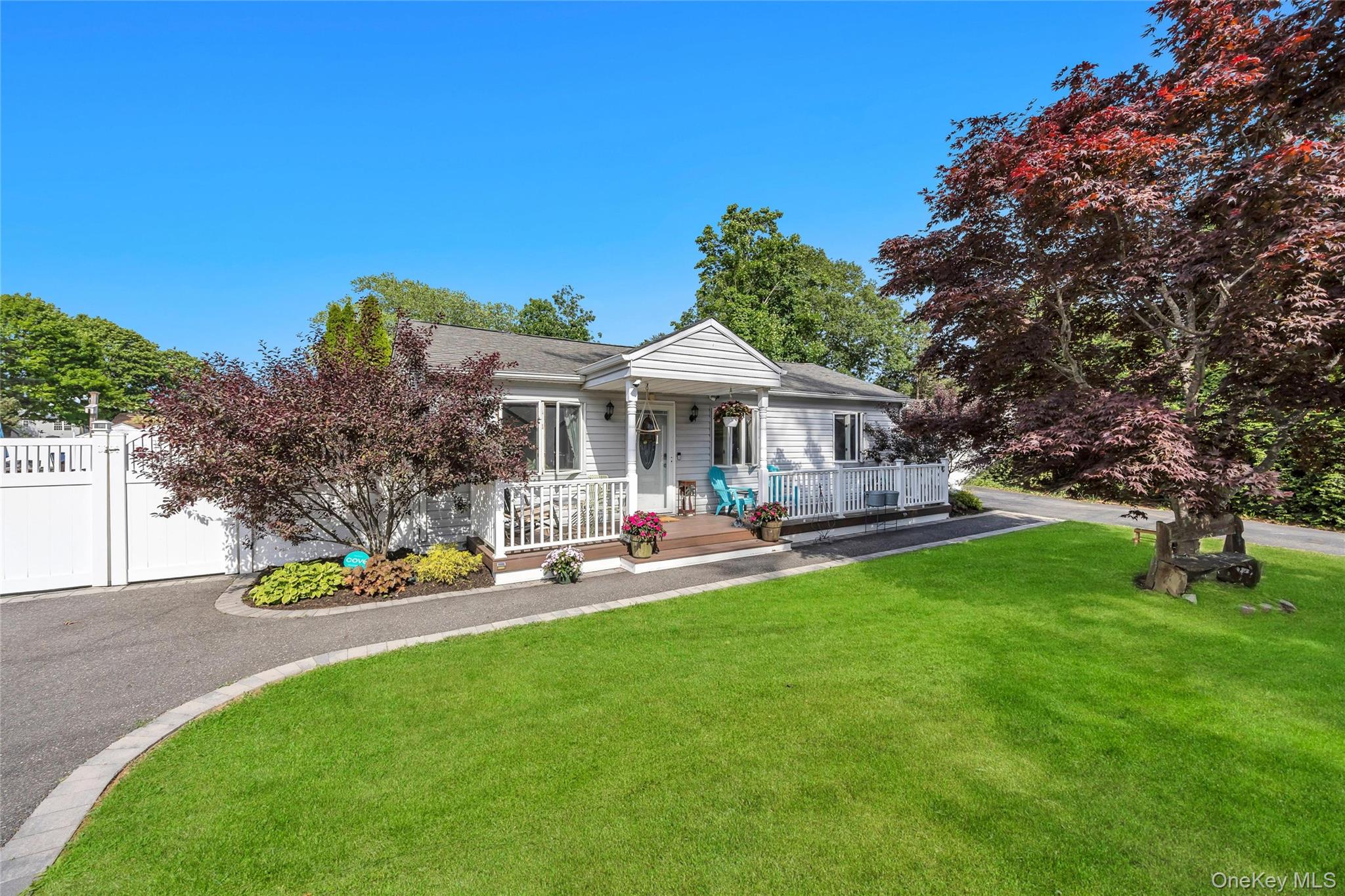 115 Dahlia Drive — photo