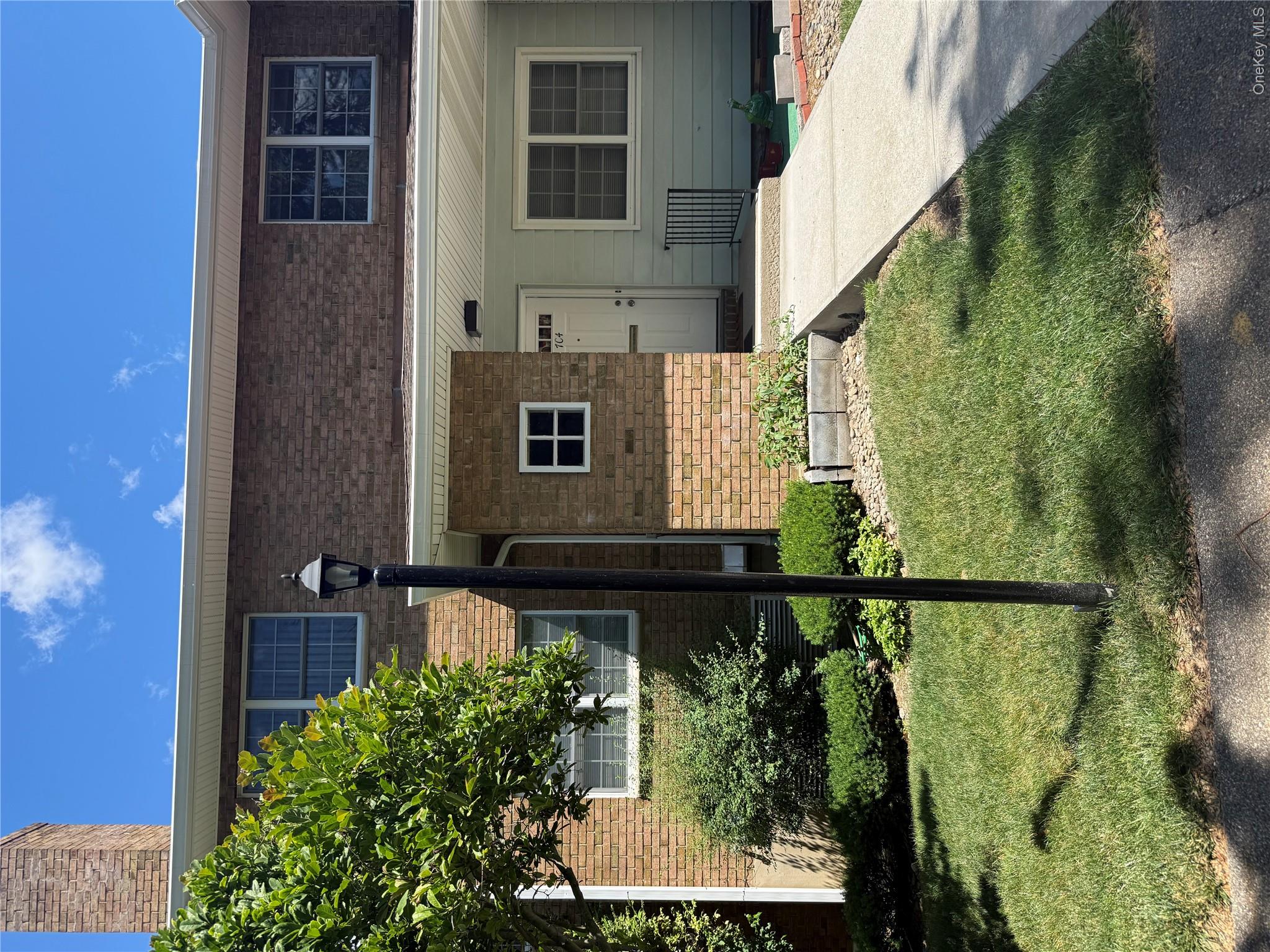 1840 Crompond Road 7D4 — photo
