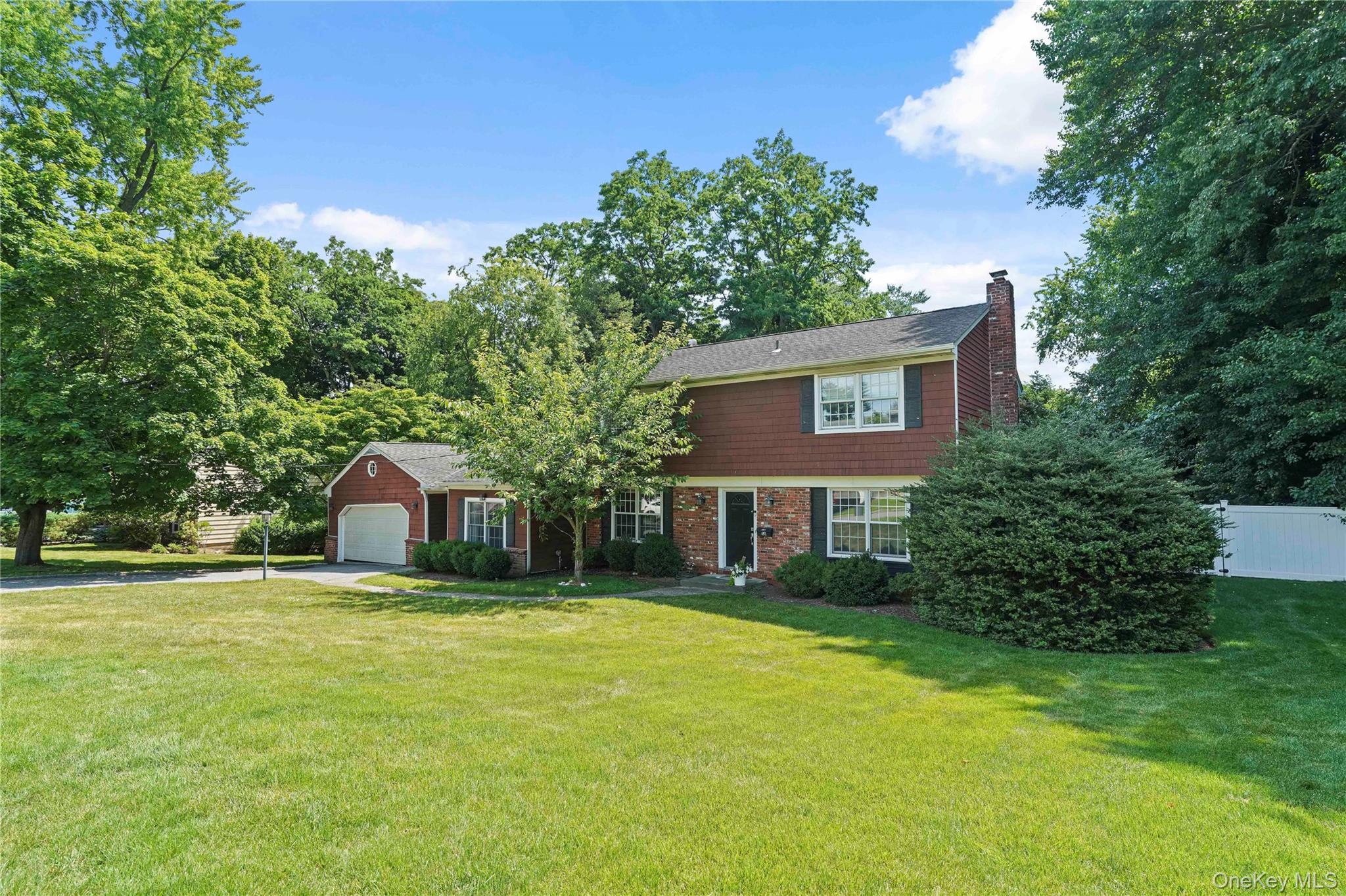 16 Stephens Drive — photo