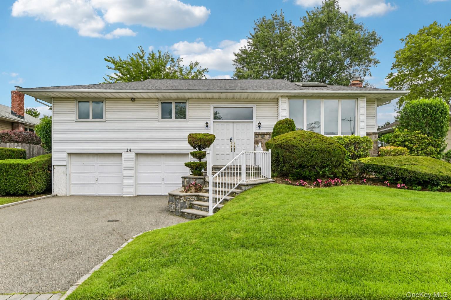 14 Gloria Place — photo