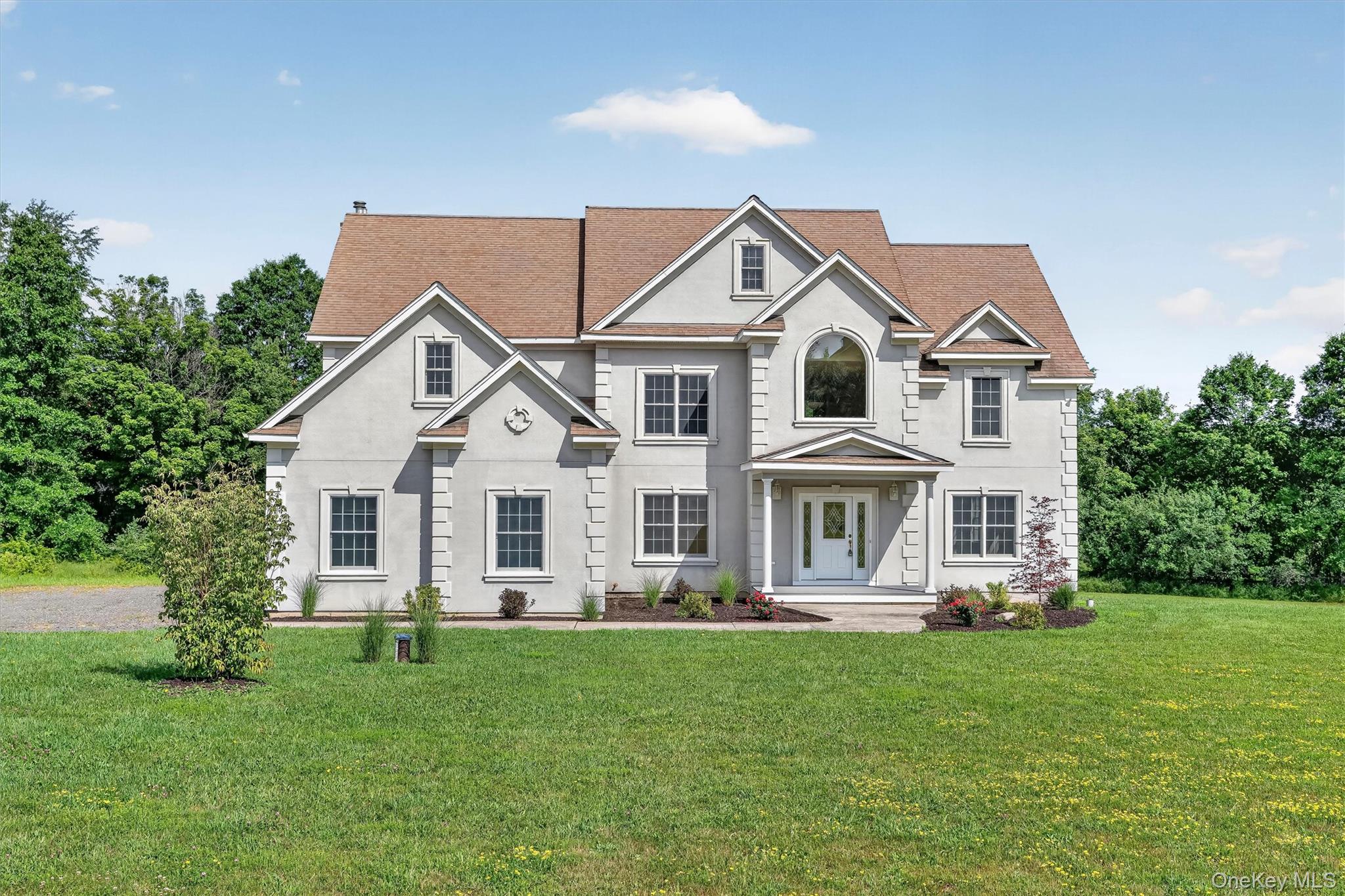 6 Dorian Way — photo