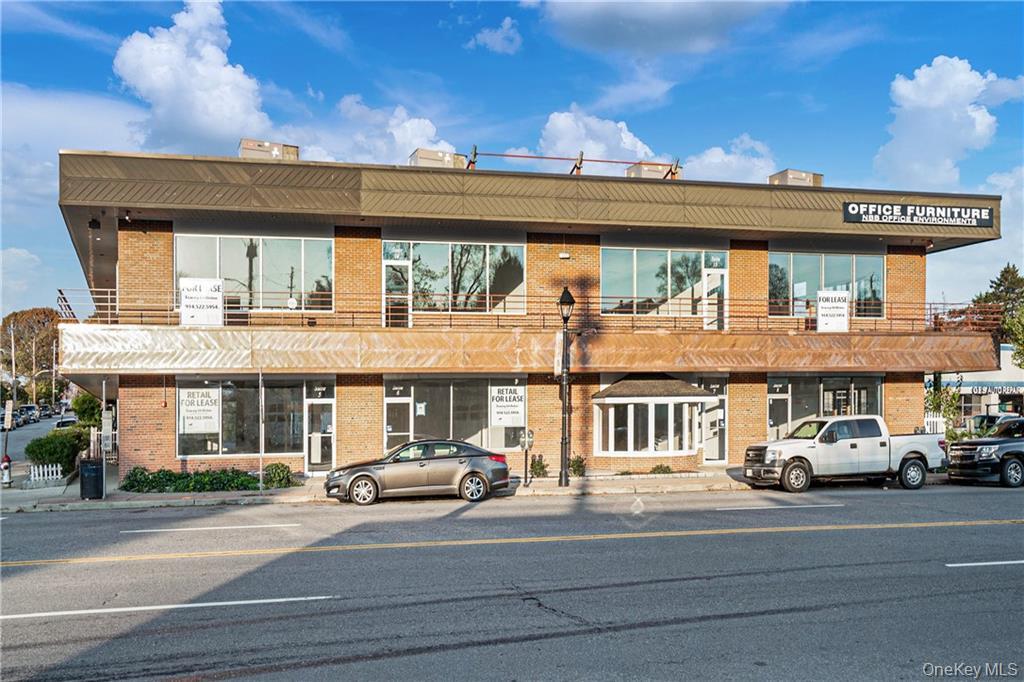 81 E Main Street 12-16 — photo