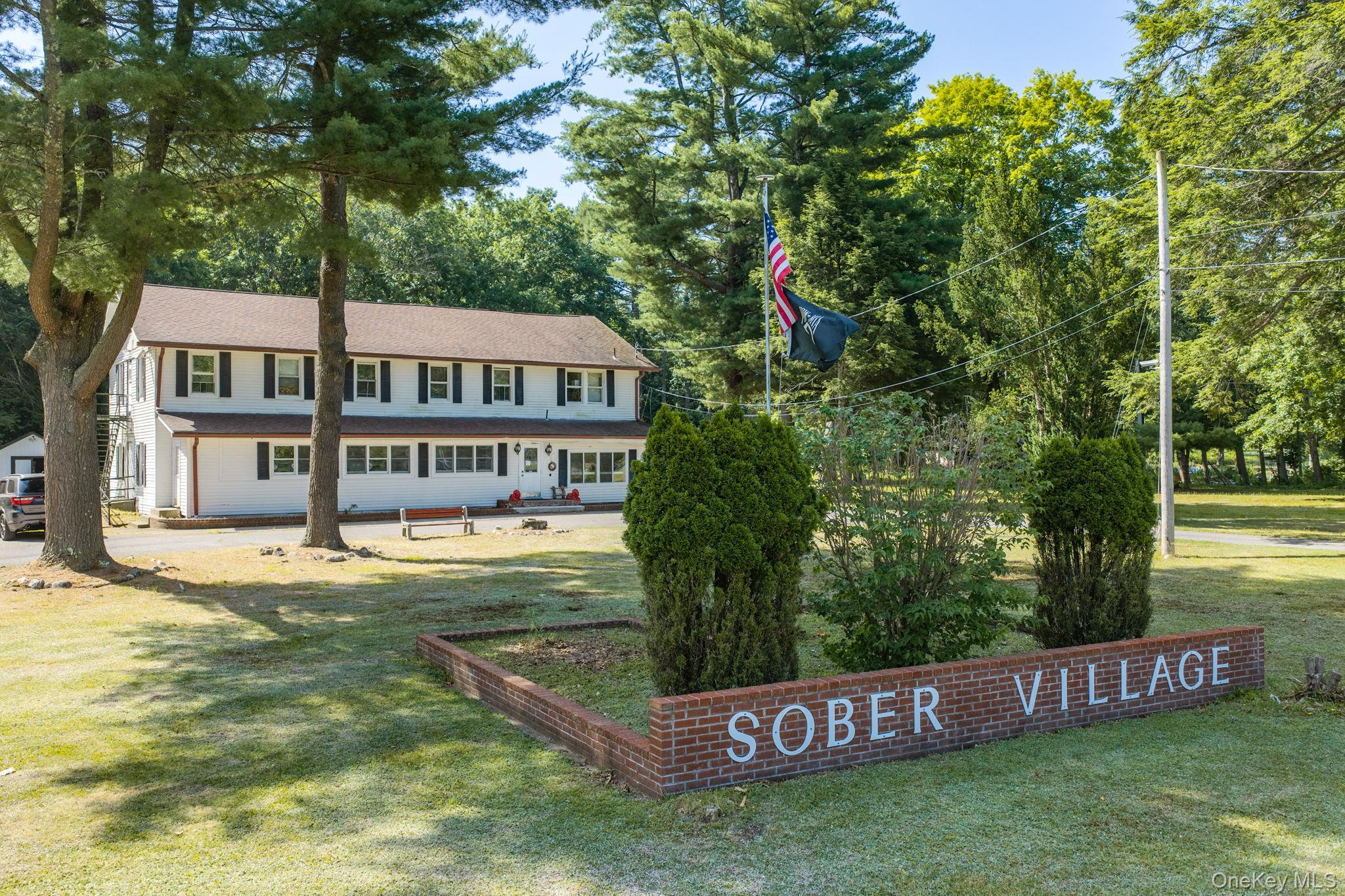 182 Route 209 — photo