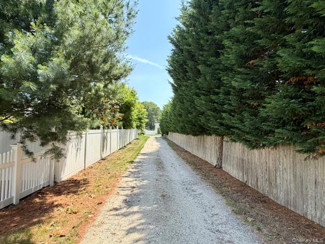 15 Comet Place, Brookhaven, NY 11772 — photo 2