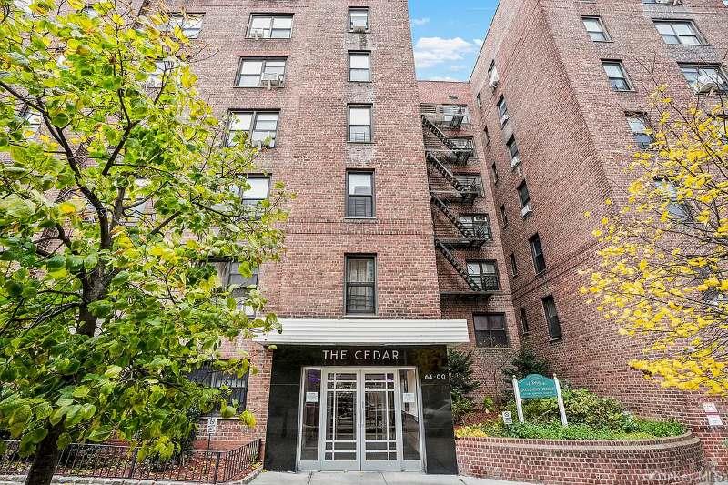 64-00 Saunders Street 5-C — photo