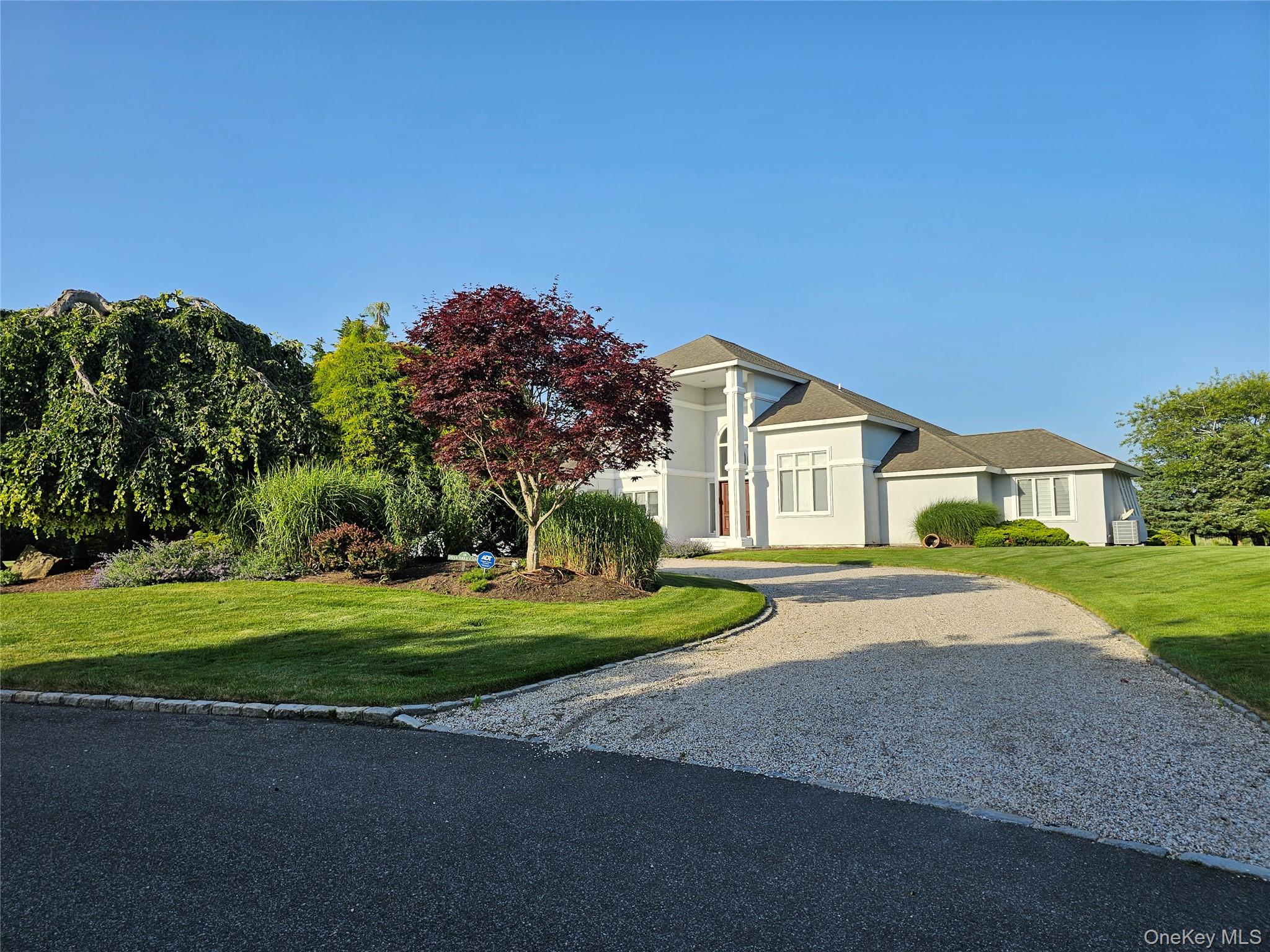 18 Pine Tree Lane, Southampton, NY 11977 — photo 3