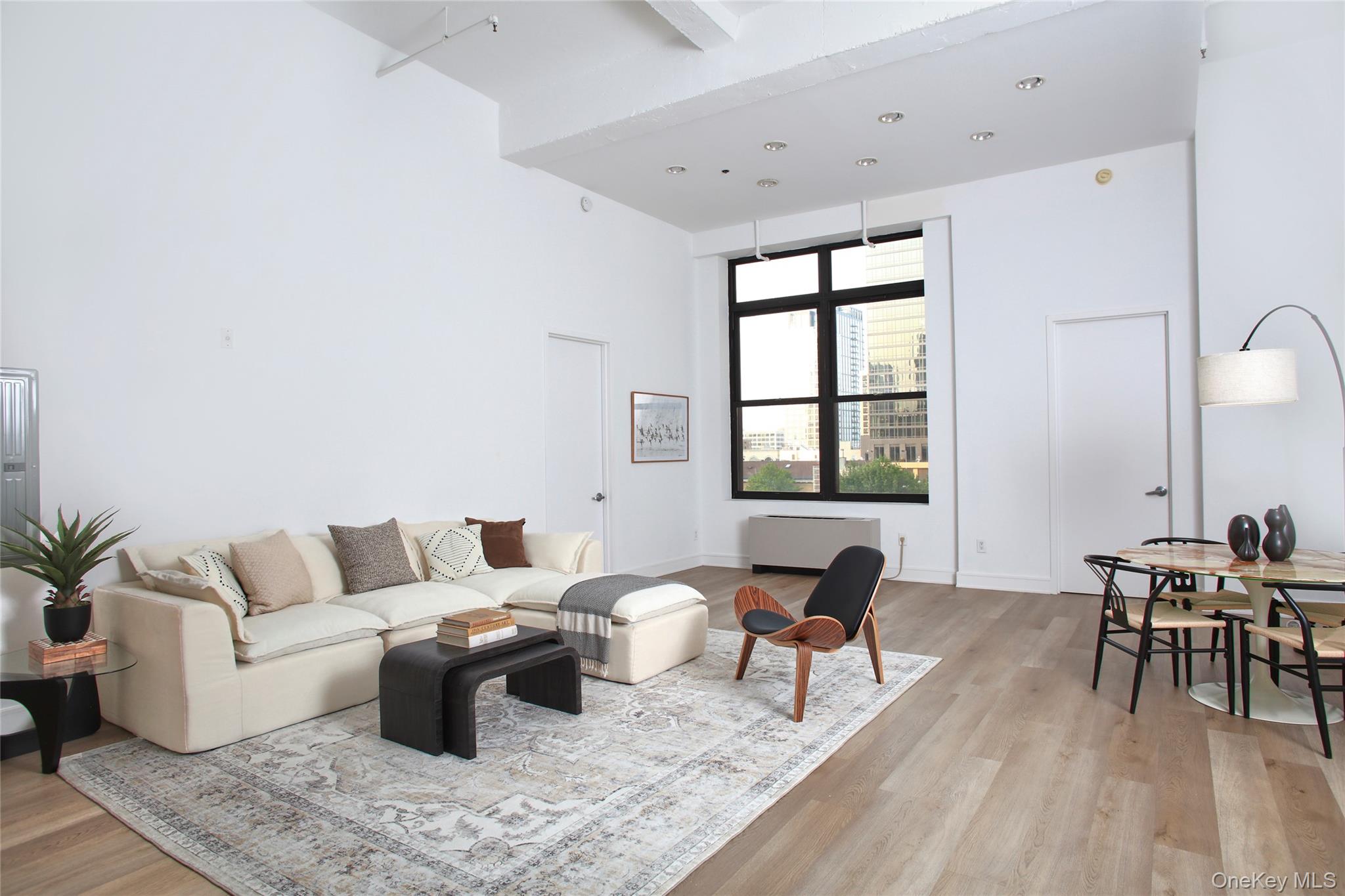 25 Leroy Place 415 — photo