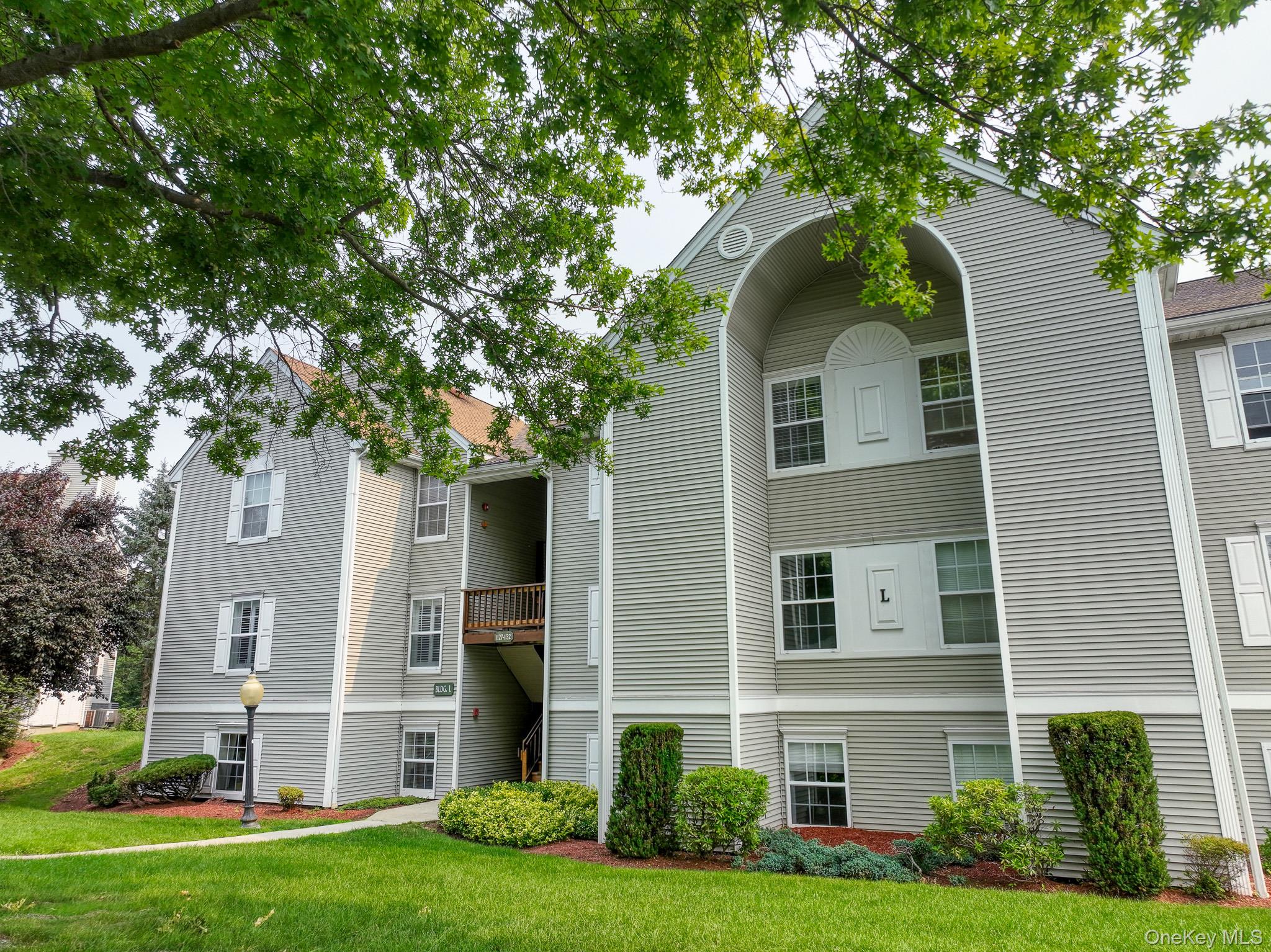 1130 Washington Green — photo