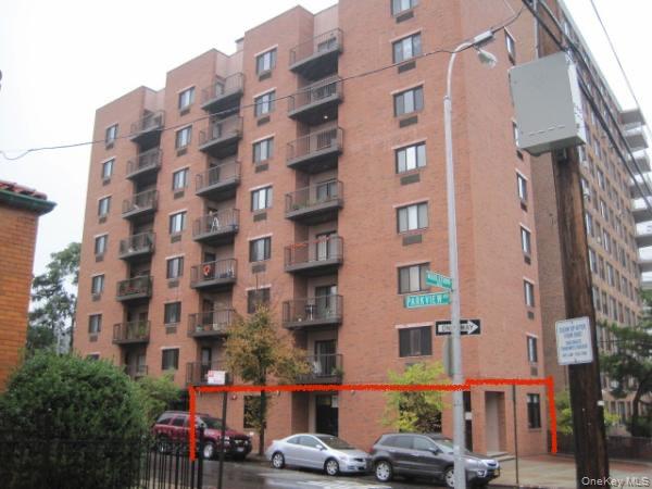 1600 Parkview Avenue 1C — photo