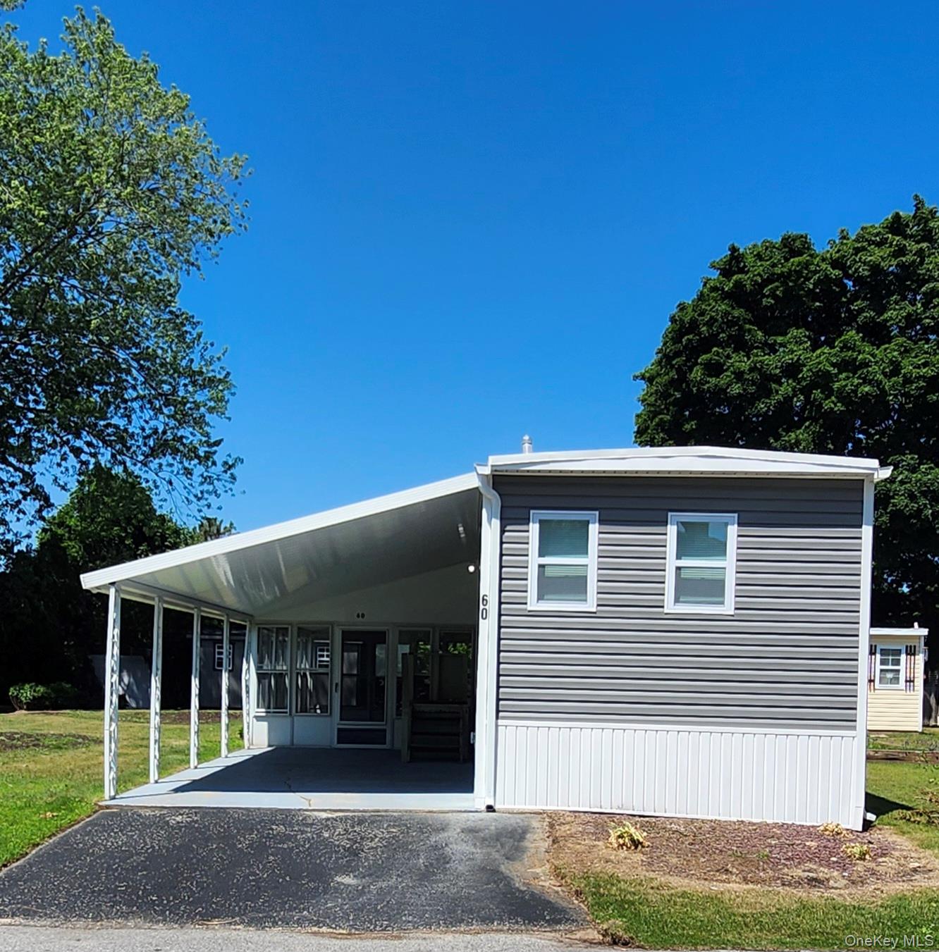 60 Valley Forge — photo