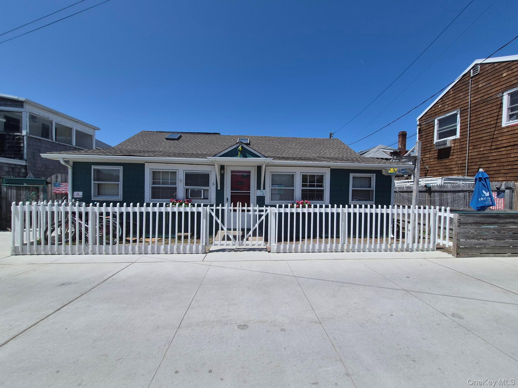 5-6 Bay Walk — photo