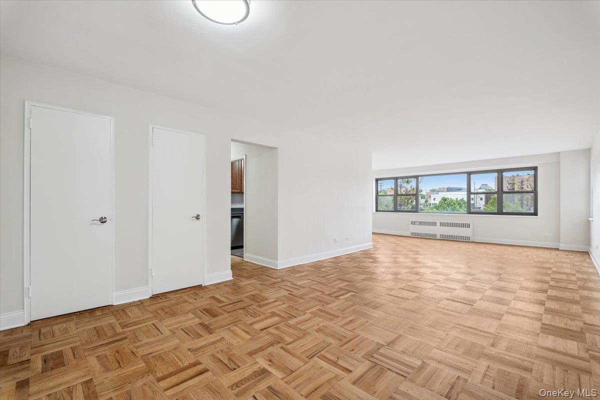 2 Washington Square 1G — photo