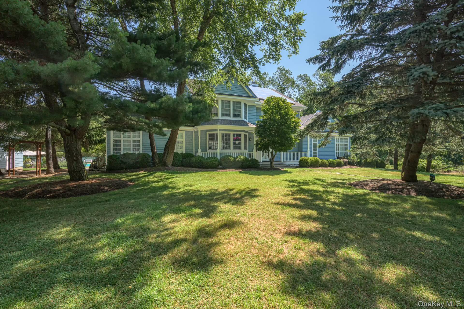 2527 Deerfield Road — photo