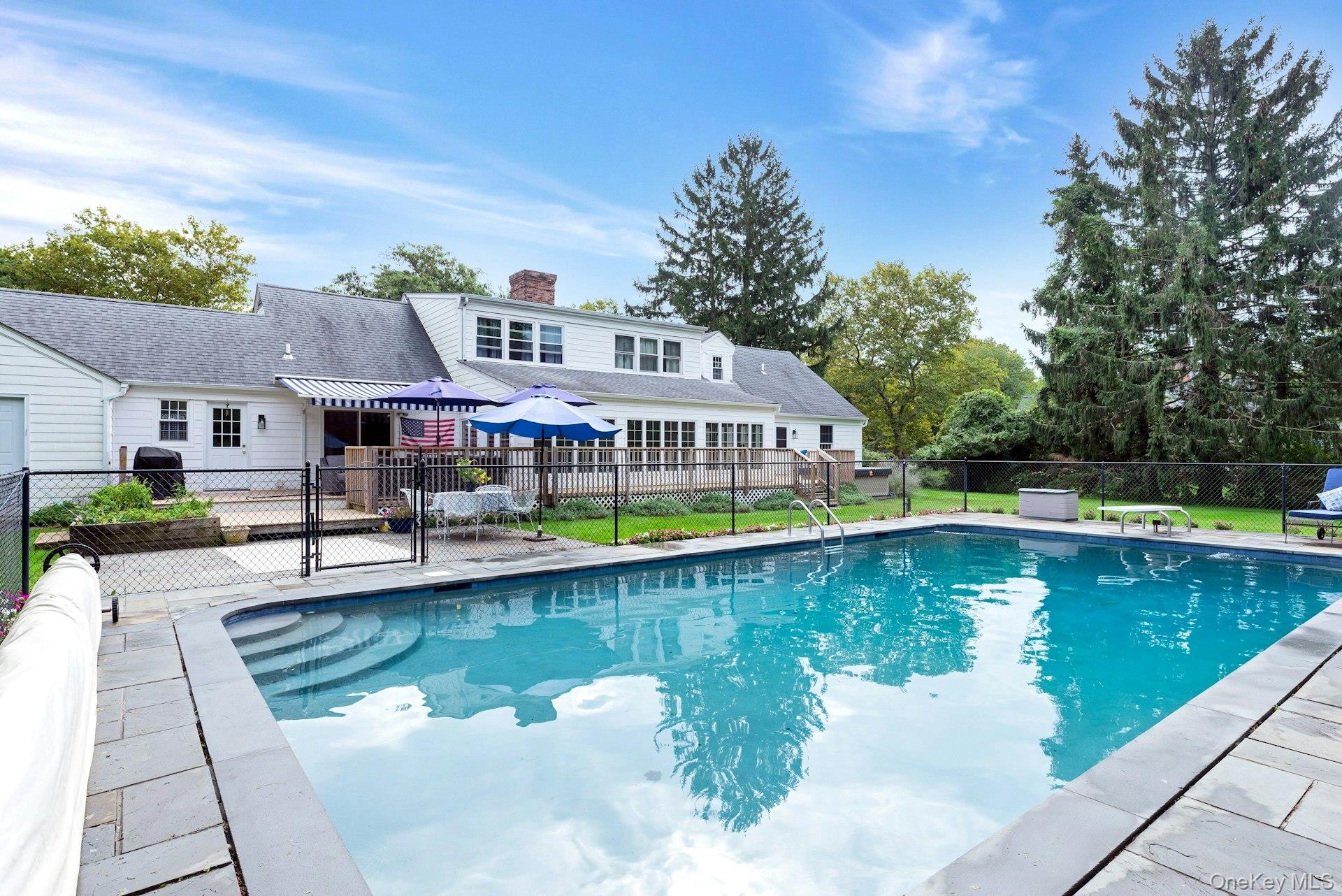 2340 Fairway Drive — photo