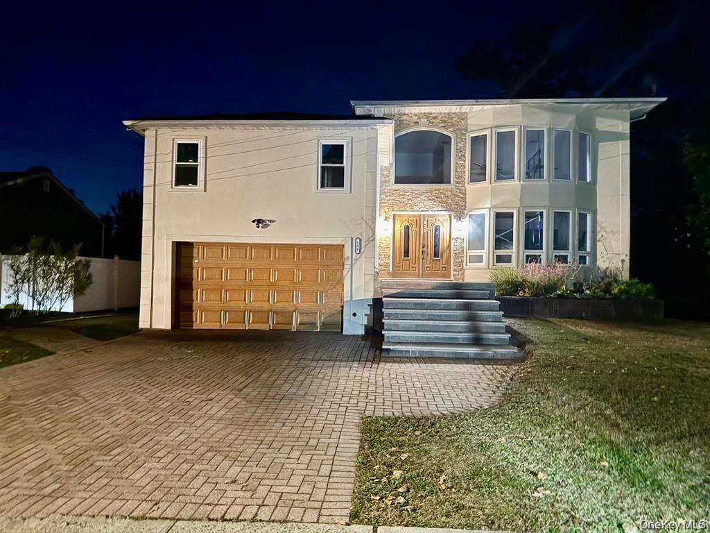 186 E Pennywood Avenue — photo