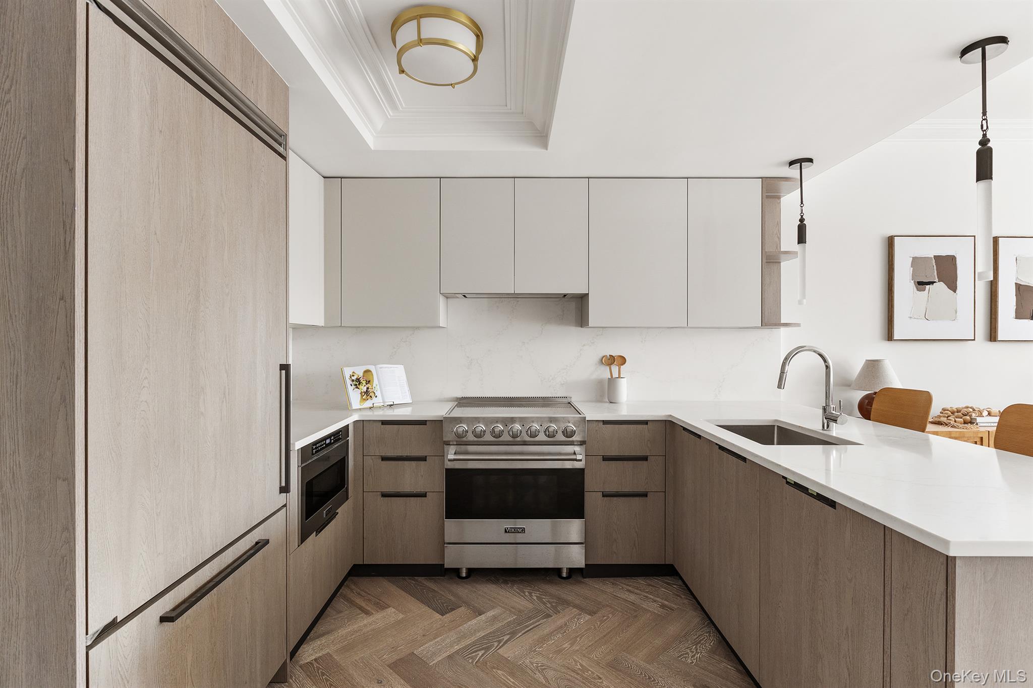 78-29 Austin Unit 404 — photo