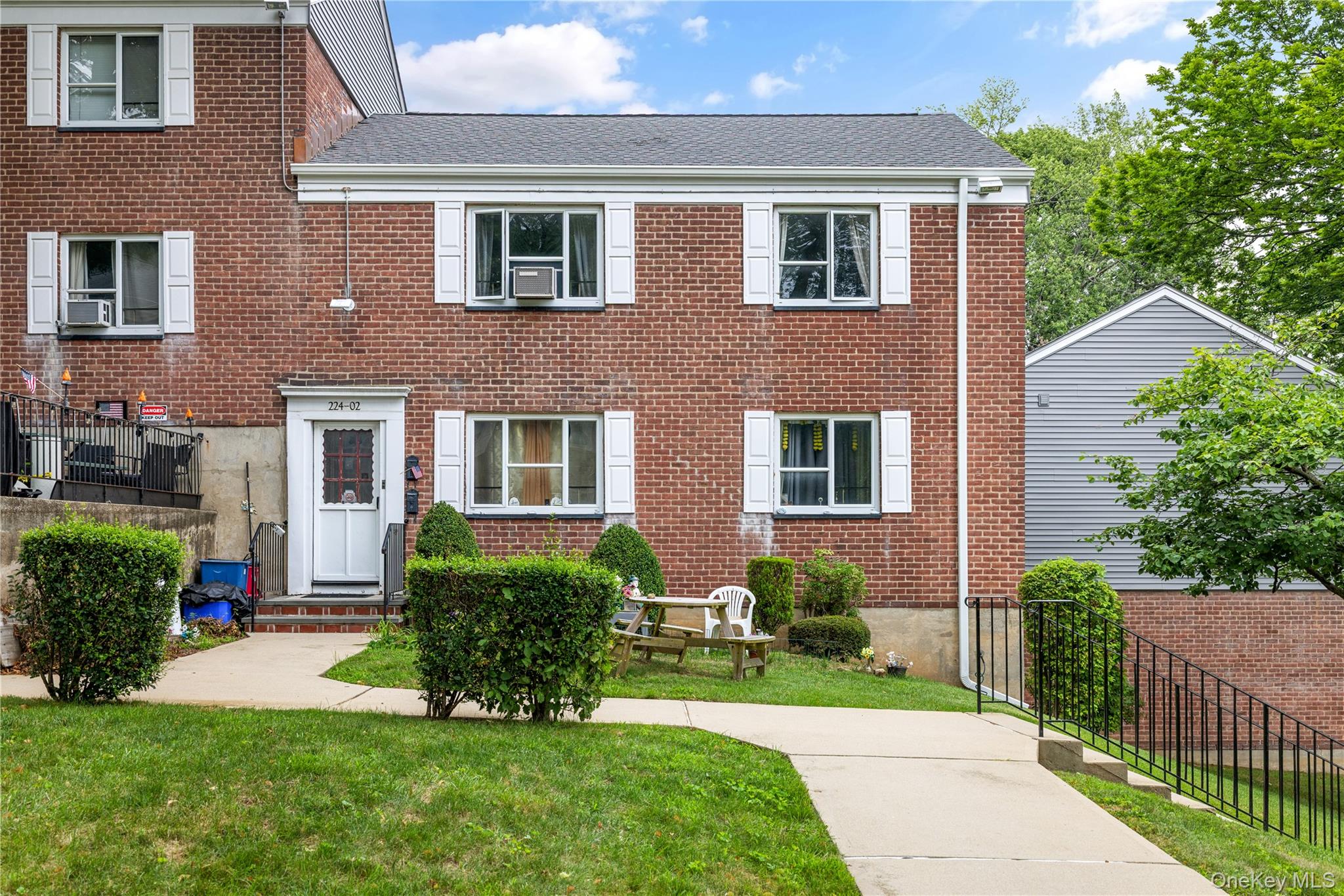 224-02 Stronghurst Avenue 208 — photo