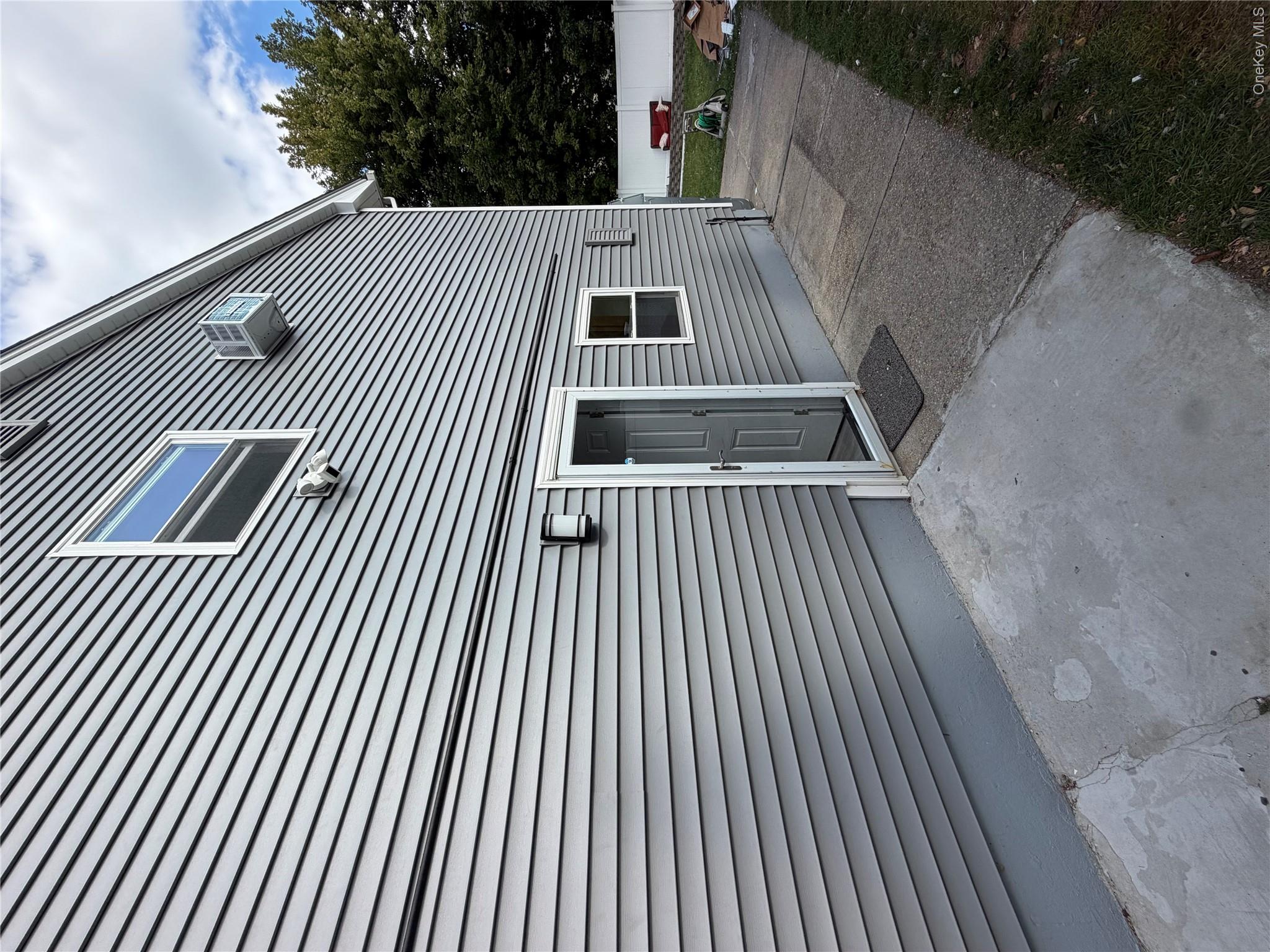 Home in Babylon, NY 11757 — photo 2