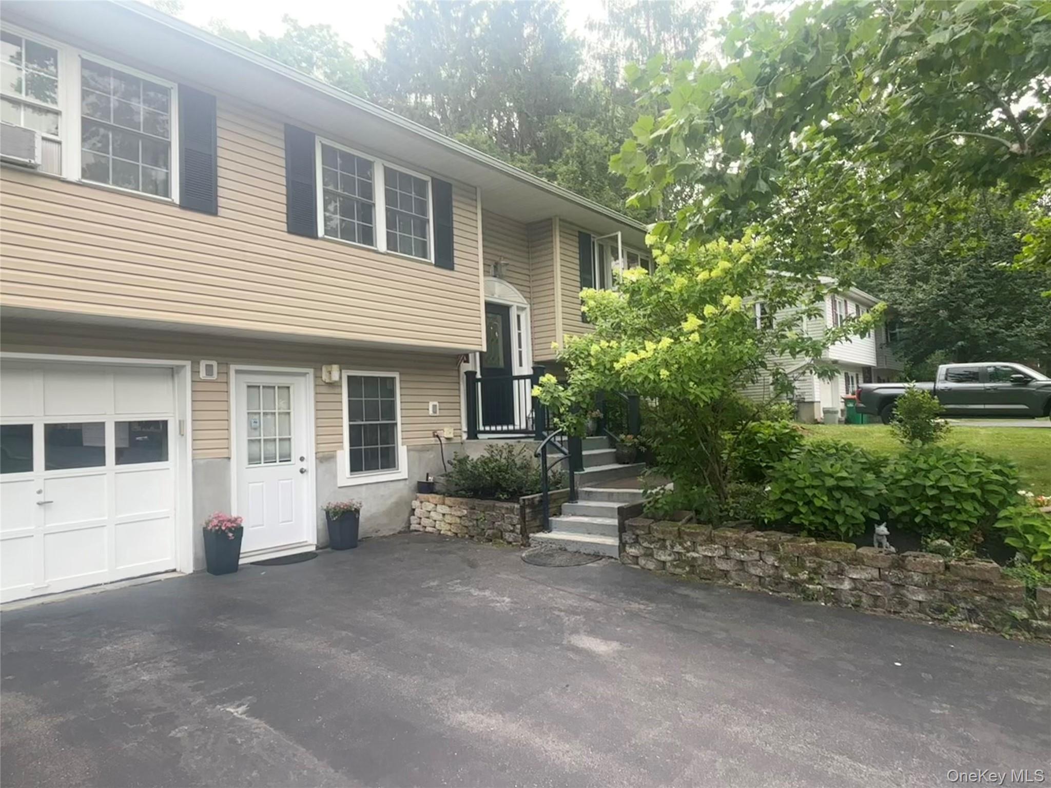 23 Hankin Loop, Poughkeepsie (Town), NY 12601 — photo 3