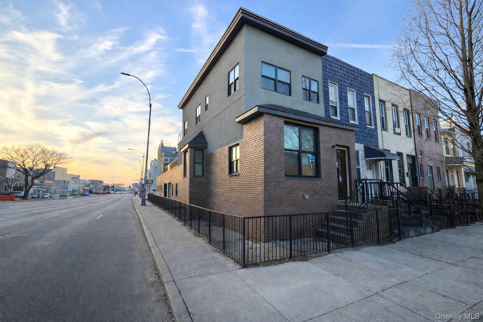 32 Radde Place, New York, NY 11233