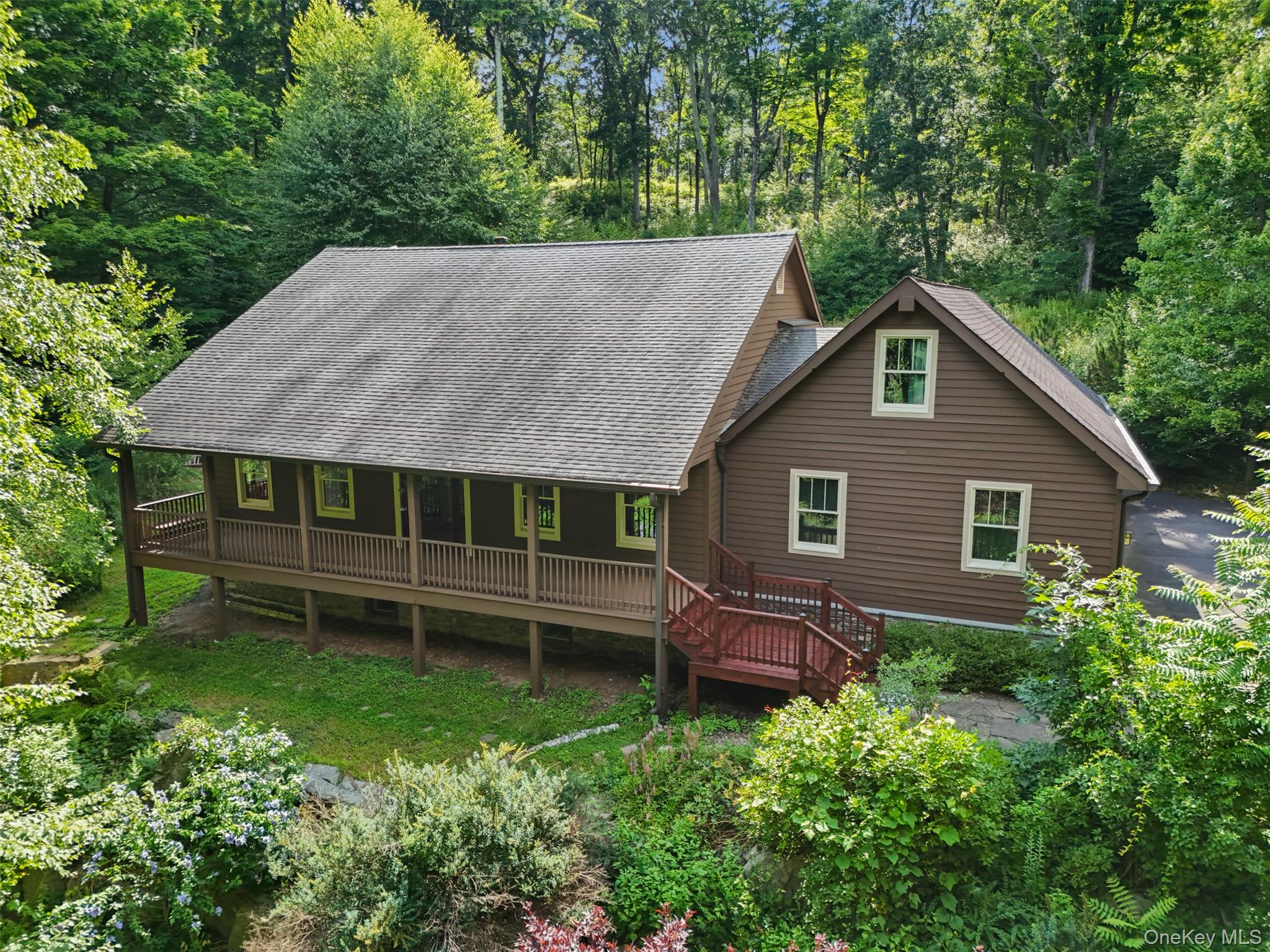 39 Miller Hill Woods Court — photo