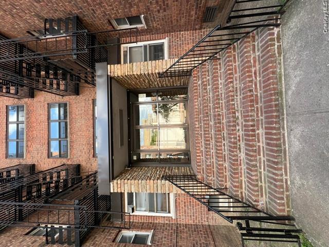 64-74 Saunders Street 1E — photo
