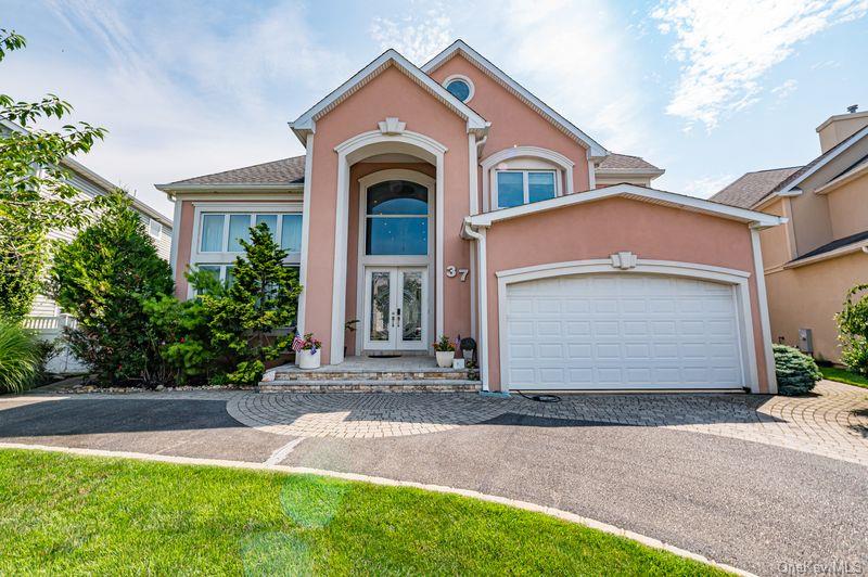 37 Crescent Cove Circle — photo