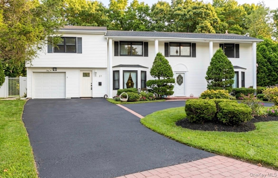 27 Stuart Drive — photo