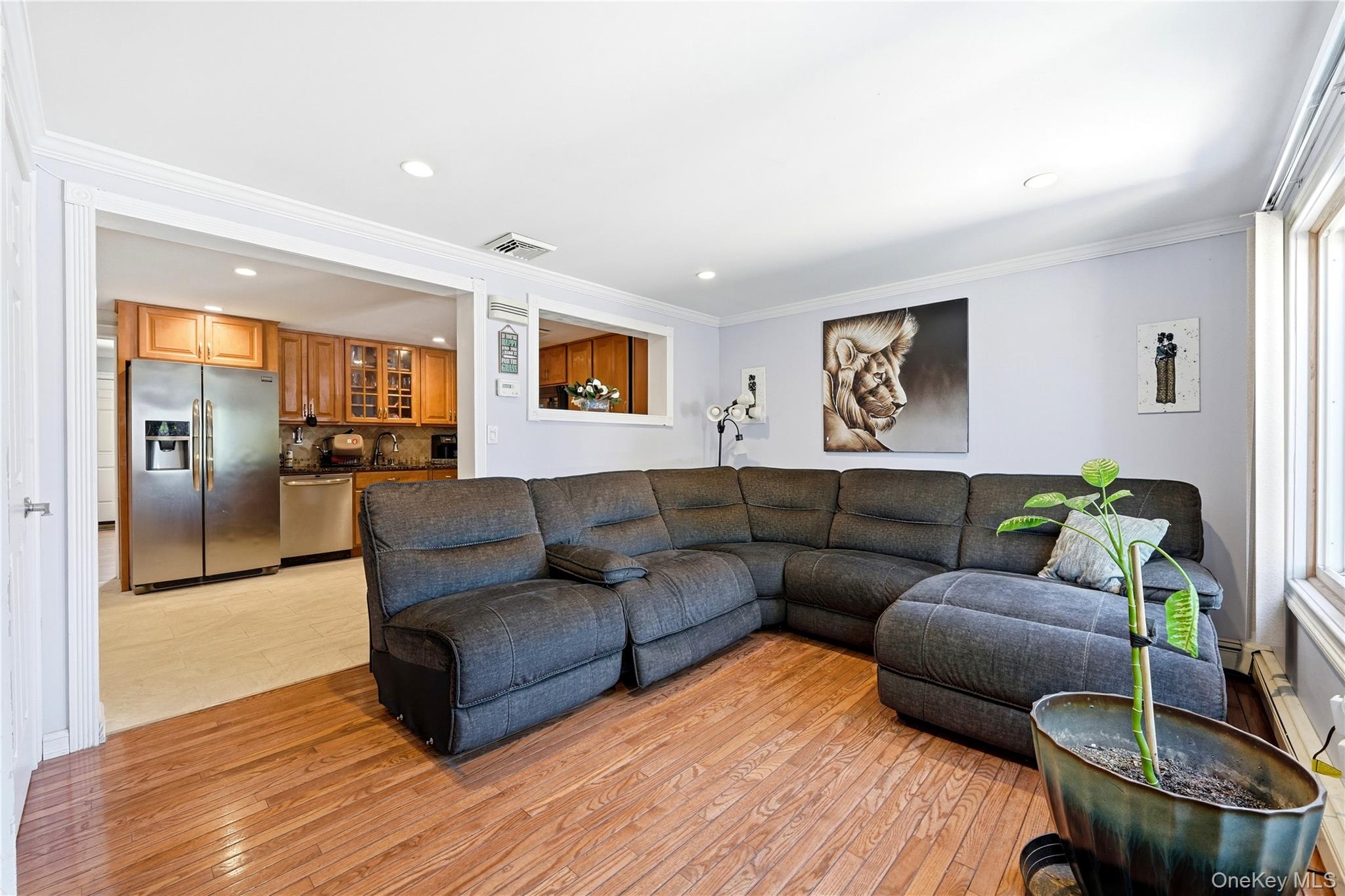 50 E Pine Street, Long Beach, NY 11561 — photo 2