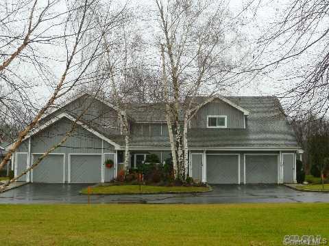 132 Captains Court — photo